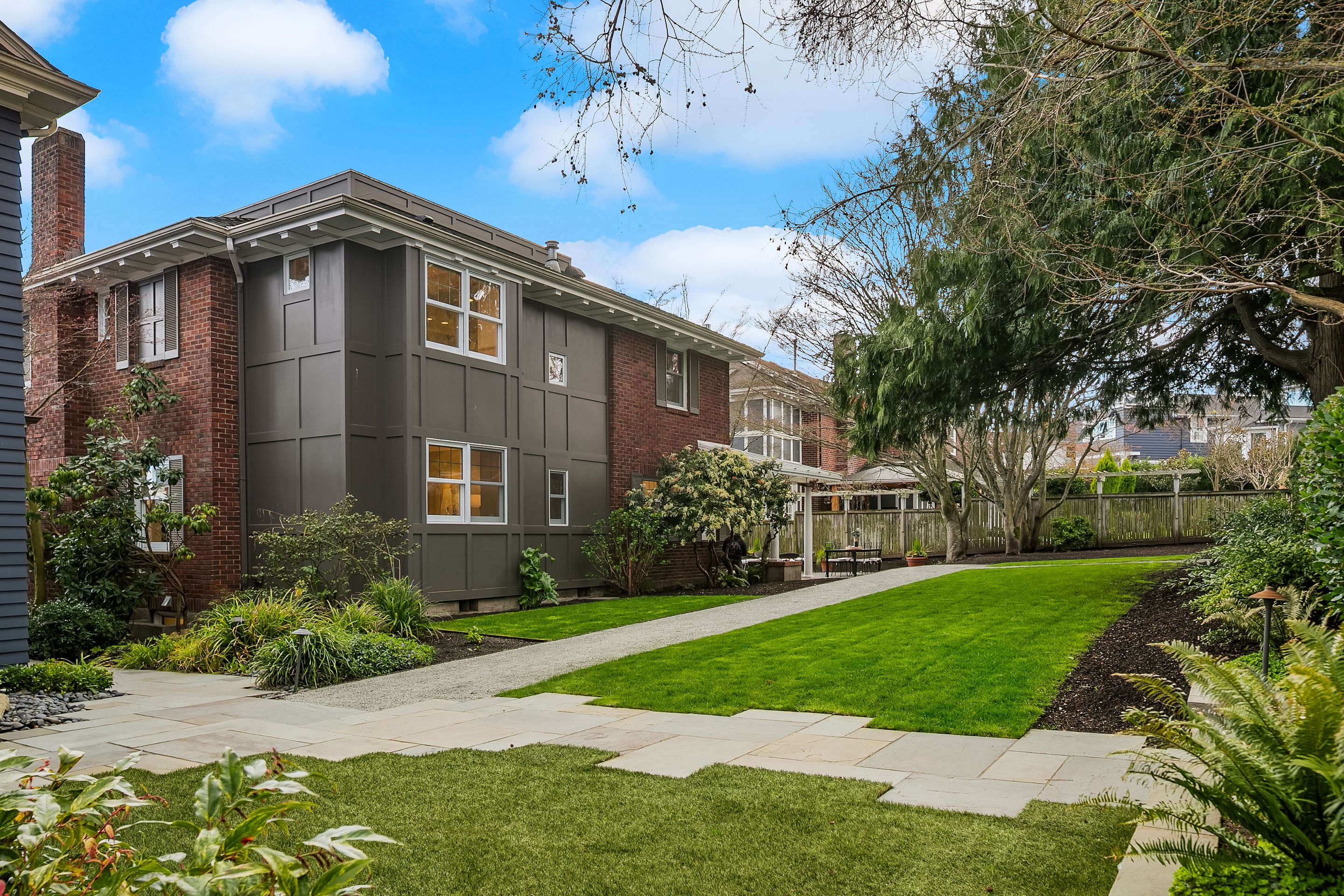  360 Highland Dr, Seattle, WA 98109 - 物件實景