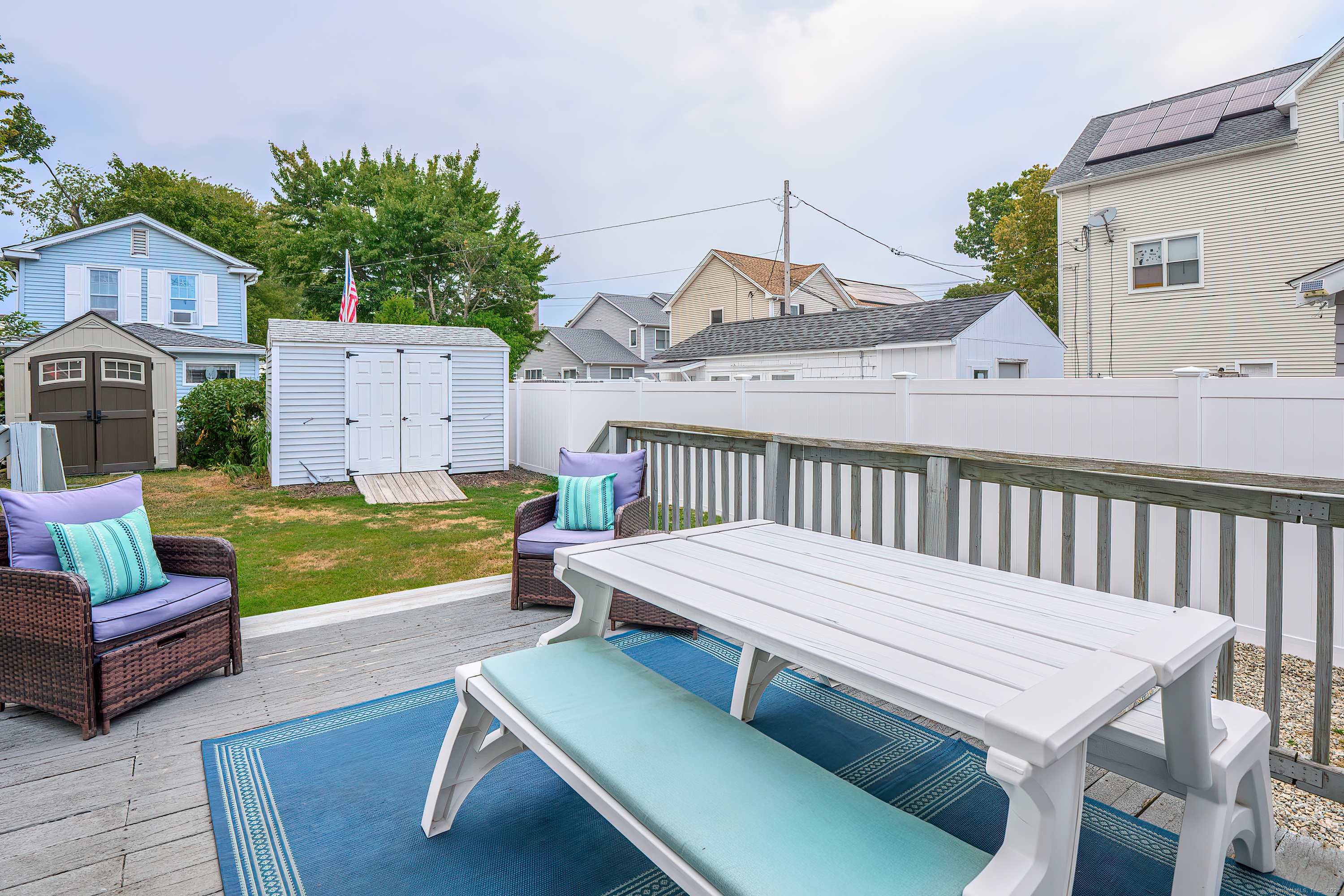 Milford, Connecticut, 06460, United States, 3 Bedrooms Bedrooms, ,2 BathroomsBathrooms,Residential,For Sale,1942157