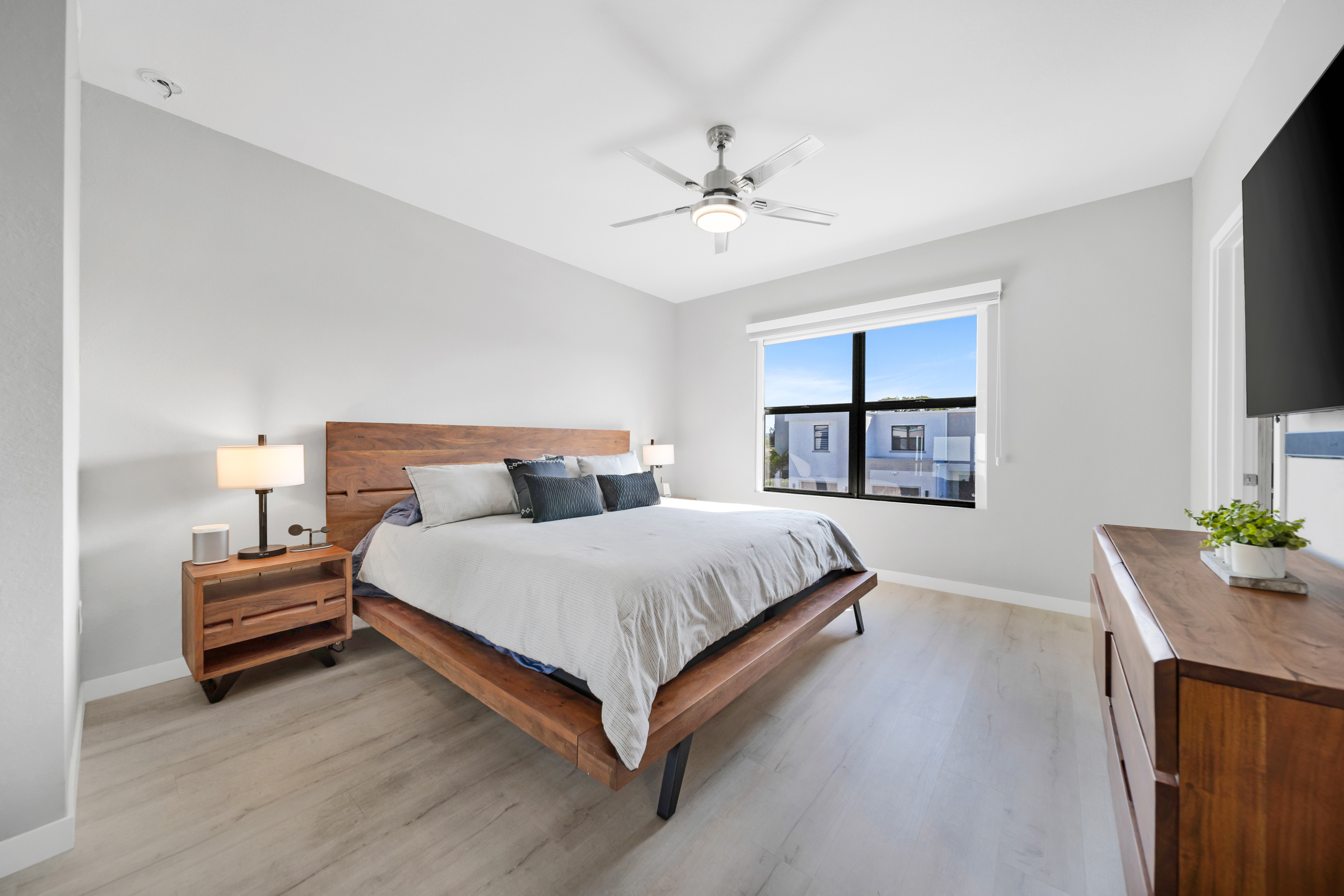  545 NW 17th Street, Fort Lauderdale, FL, 33311 - 物件實景