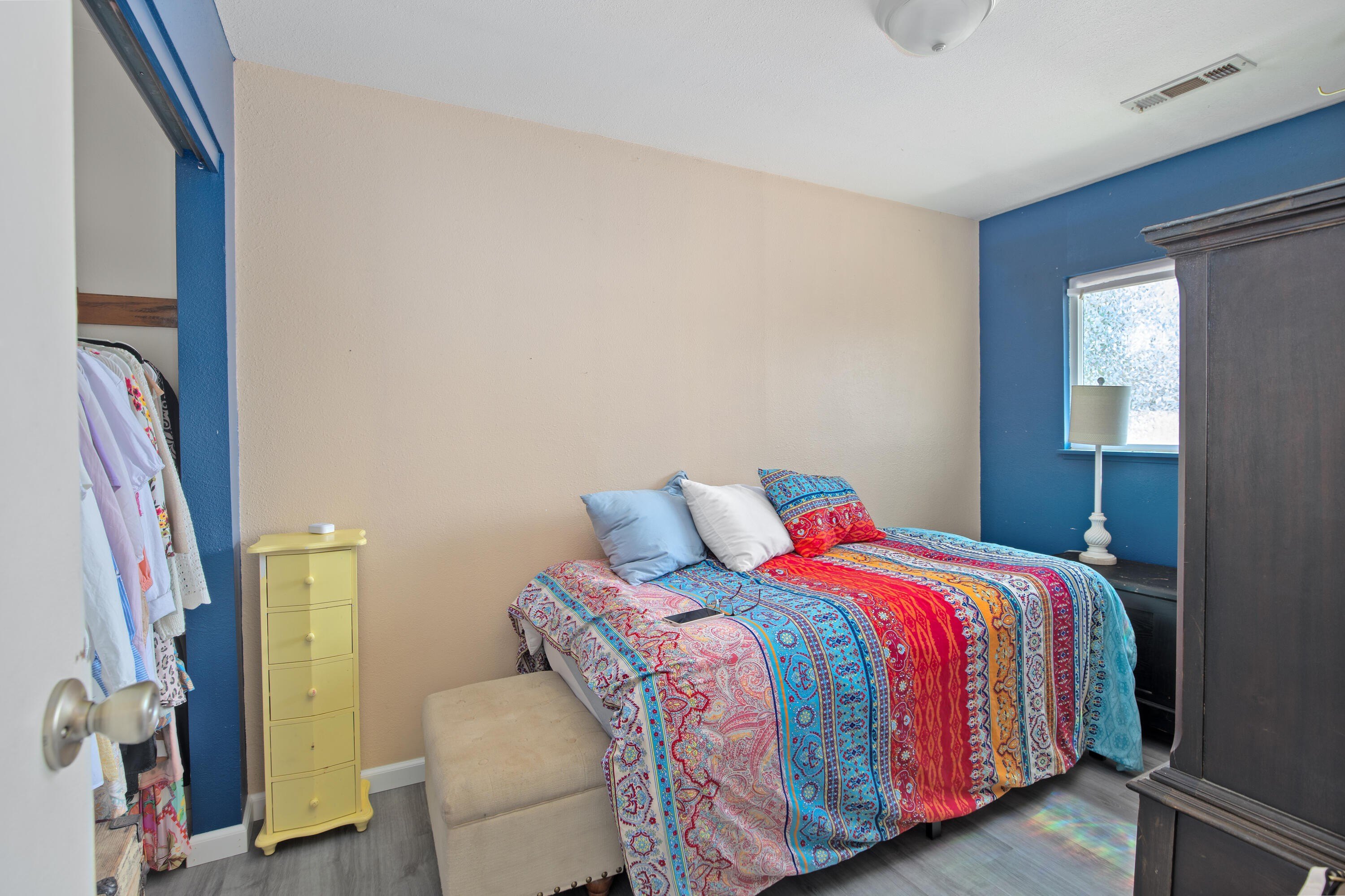 Williams, Oregon, 97544, United States, 3 Bedrooms Bedrooms, ,2 BathroomsBathrooms,Residential,For Sale,1983882