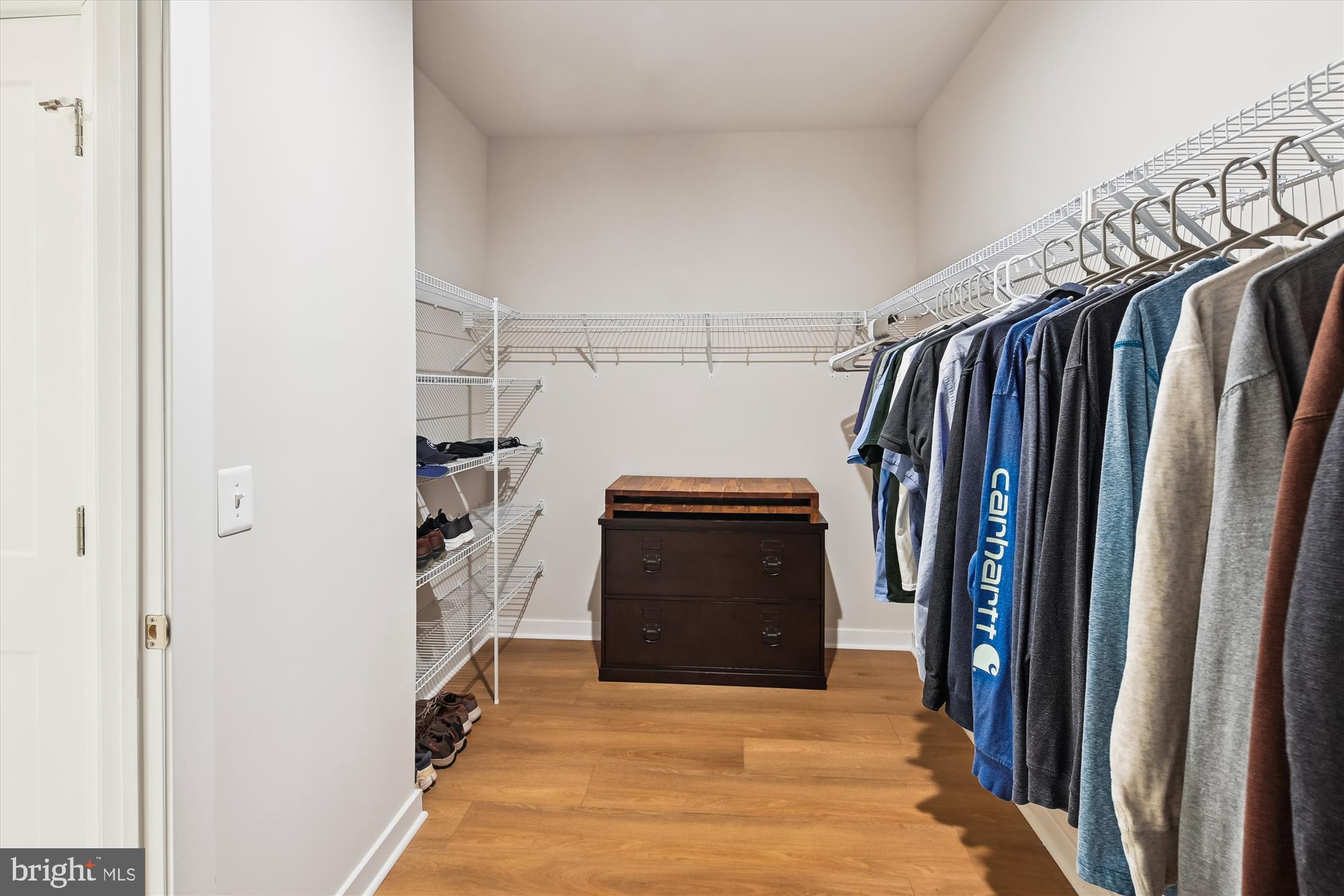 Reston, Virginia, 20190, United States, 2 Bedrooms Bedrooms, ,2 BathroomsBathrooms,Residential,For Sale,1915599