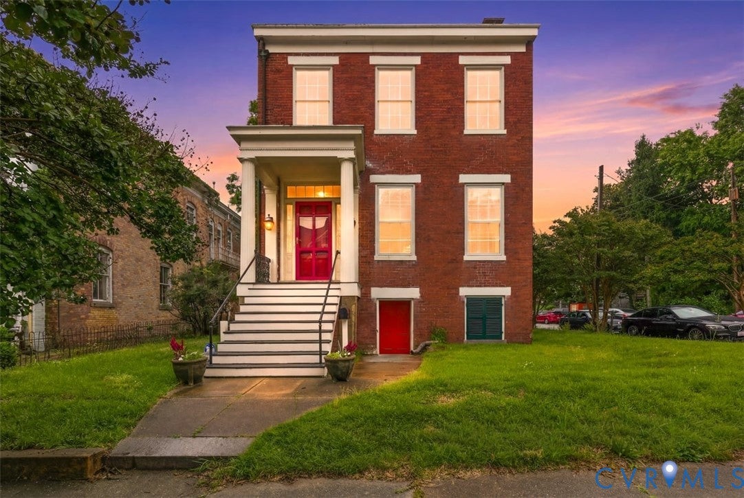 Jefferson St, Petersburg, VA 23803
