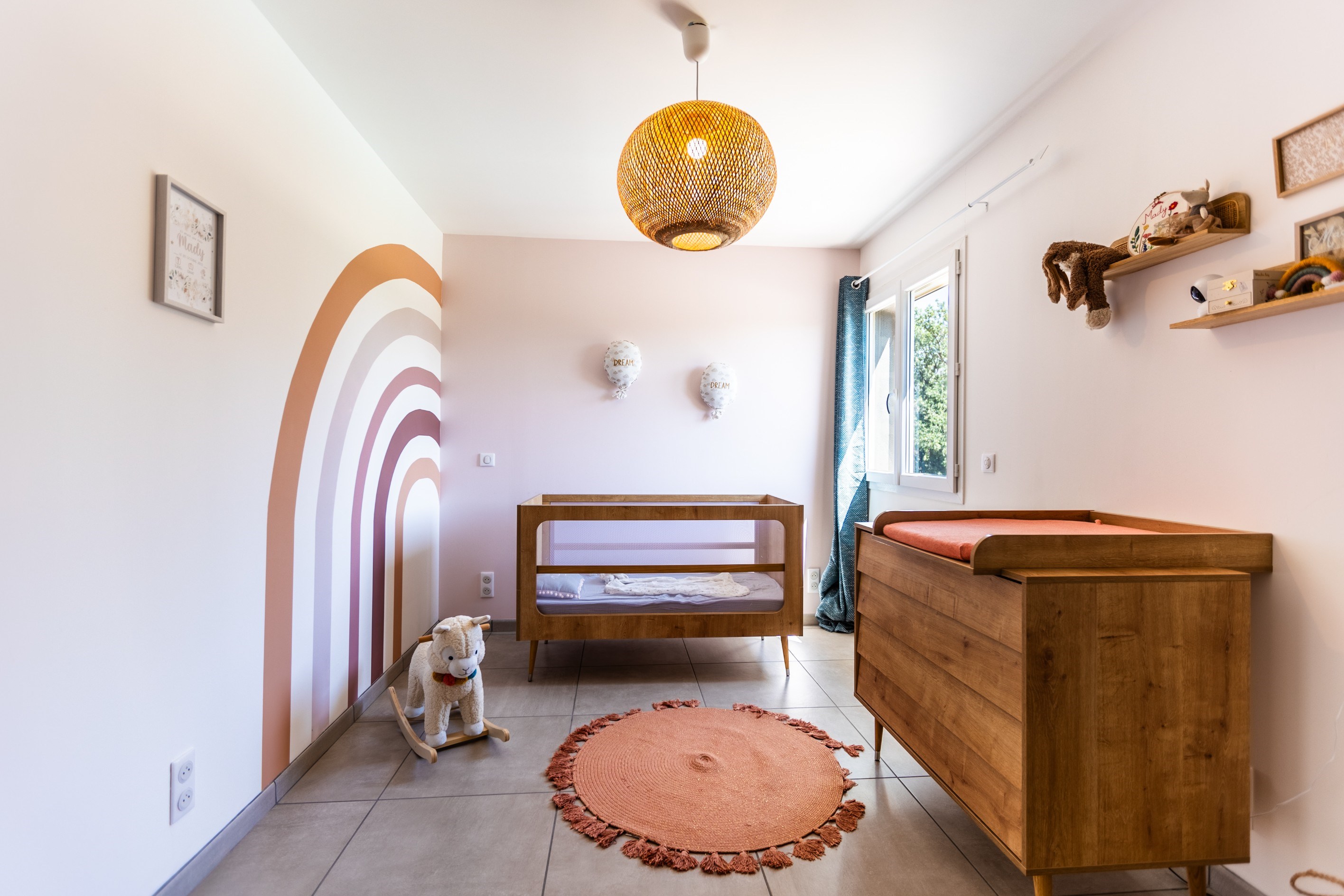  SPACIOUS VILLA WITH A COUNTRY FEEL IN THE CITY - 物件實景