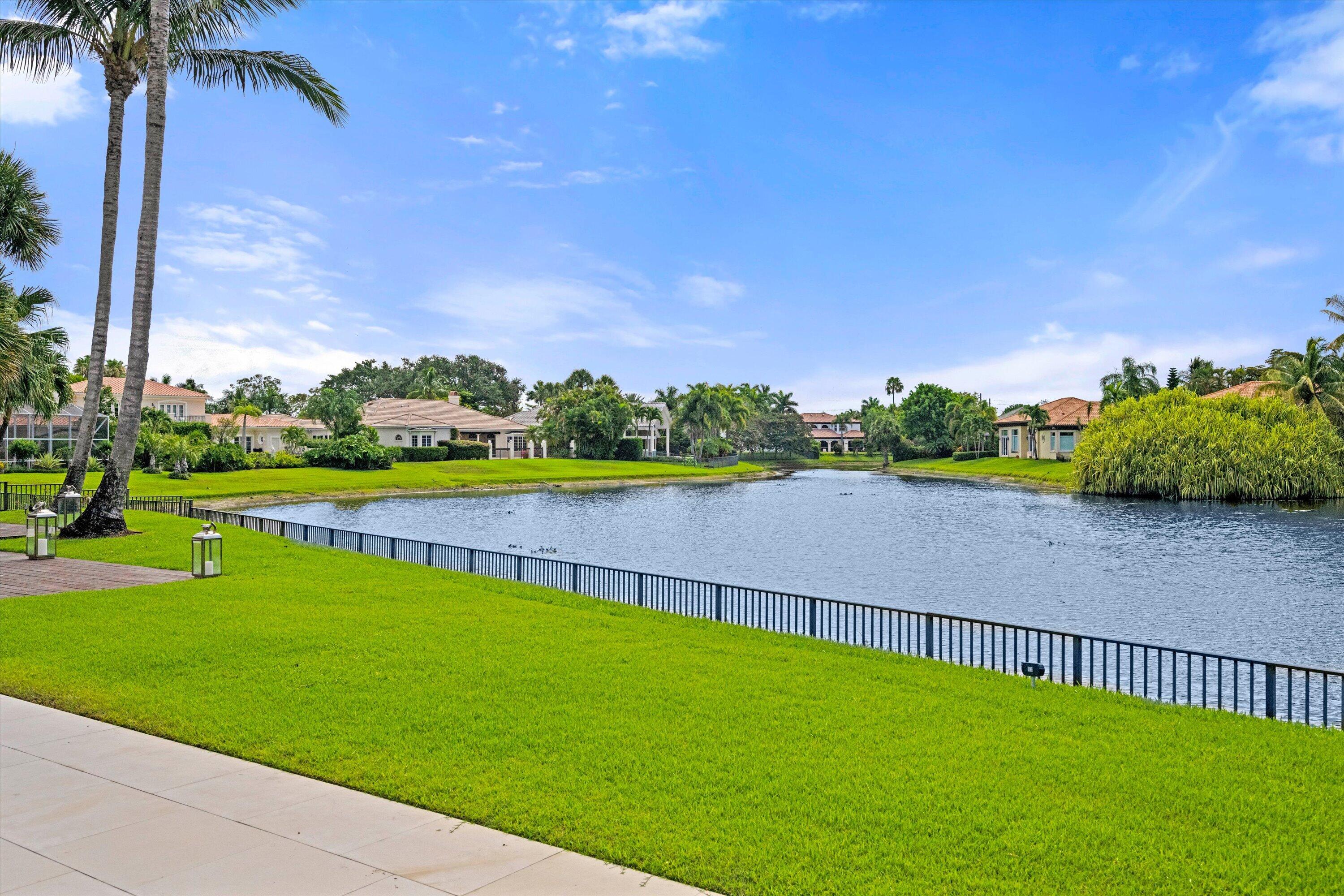  2440 Golf Brook Drive - 物件實景