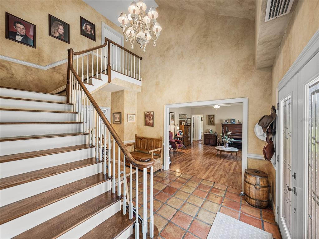 Winter Haven, Florida, 33884, United States, 3 Bedrooms Bedrooms, ,4 BathroomsBathrooms,Residential,For Sale,1895737