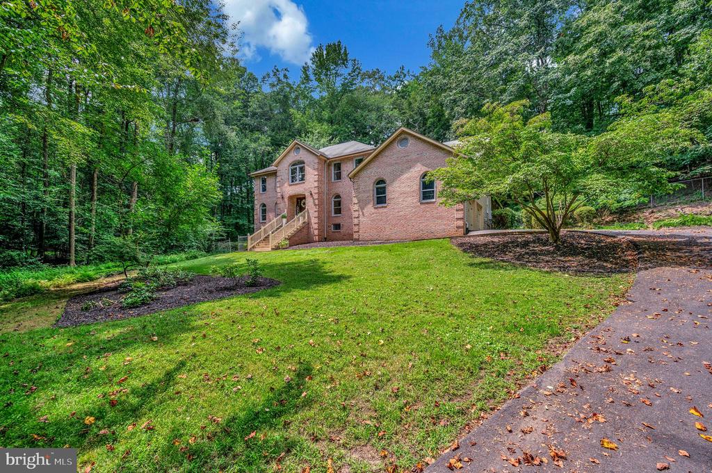 Stafford, Virginia, 22554, United States, 5 Bedrooms Bedrooms, ,4 BathroomsBathrooms,Residential,For Sale,1938309