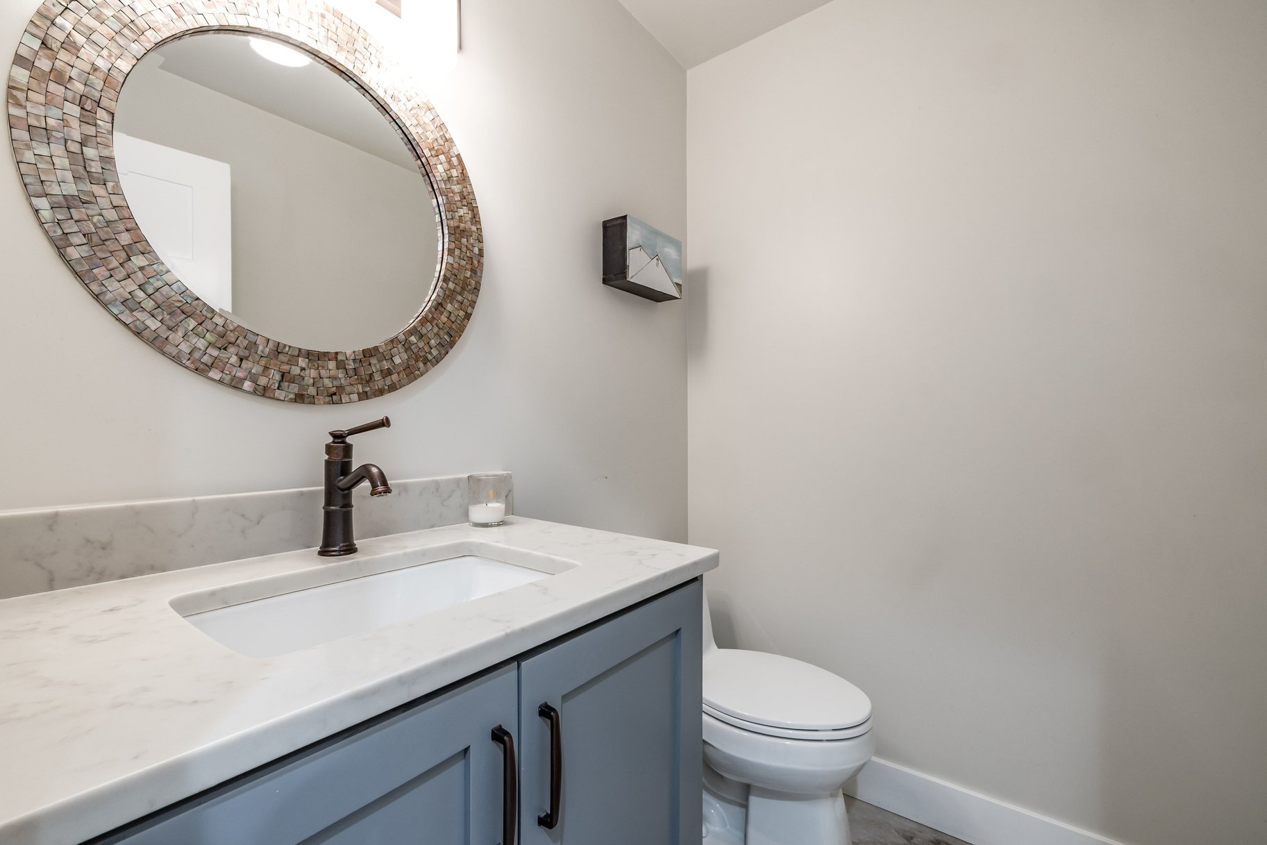  Light Filled Open Floor Plan with Great Outdoor Space - 物件實景