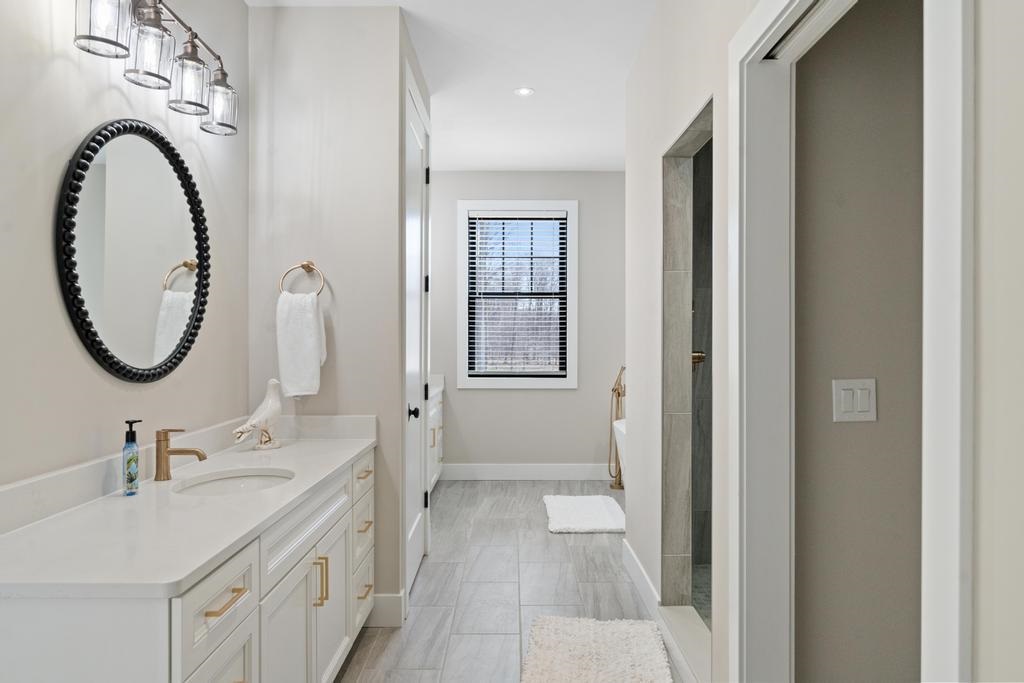 Harbor Springs, Michigan, 49740, United States, 3 Bedrooms Bedrooms, ,2 BathroomsBathrooms,Residential,For Sale,1818428