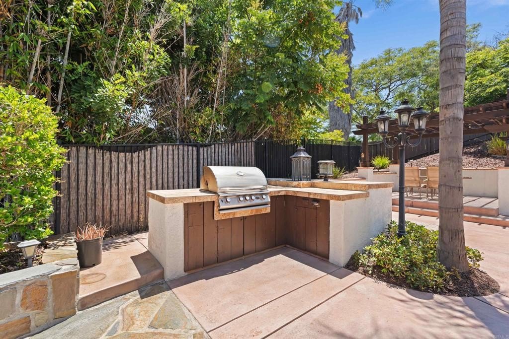 Chula Vista, California, 91910, United States, 5 Bedrooms Bedrooms, ,6 BathroomsBathrooms,Residential,For Sale,1996956