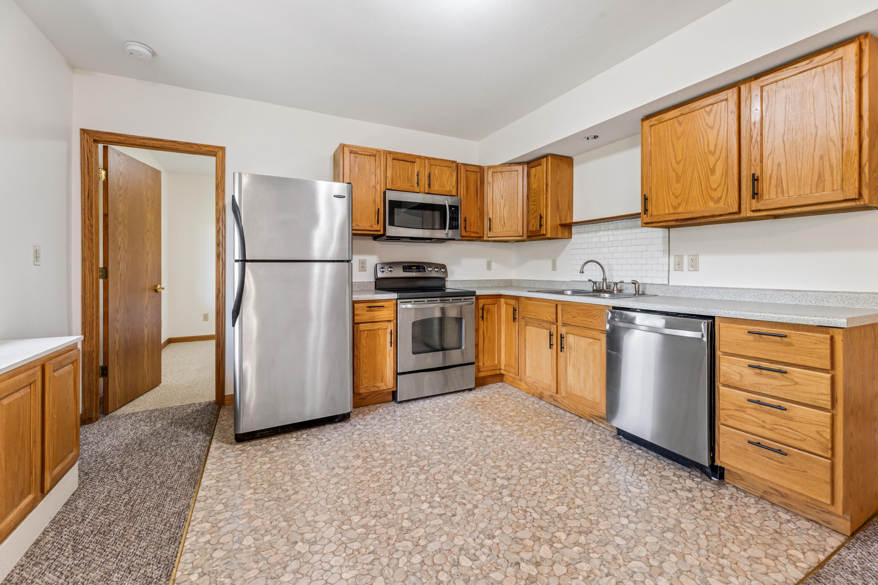 Winona, Minnesota, 55987, United States, 6 Bedrooms Bedrooms, ,5 BathroomsBathrooms,Residential,For Sale,1882480