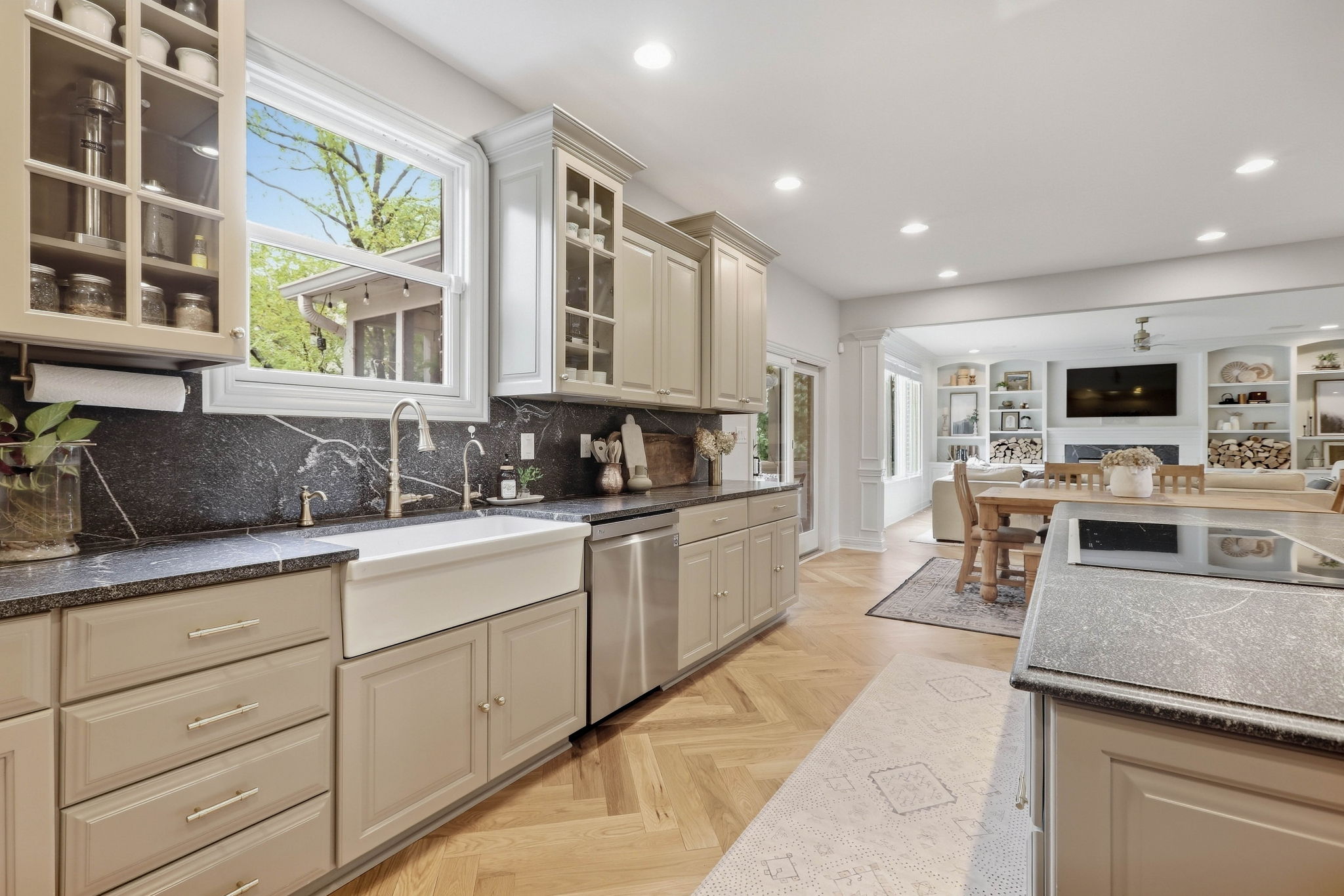  Six Bedroom Zionsville Home Surrounded By Park-Like Acreage - 物件實景