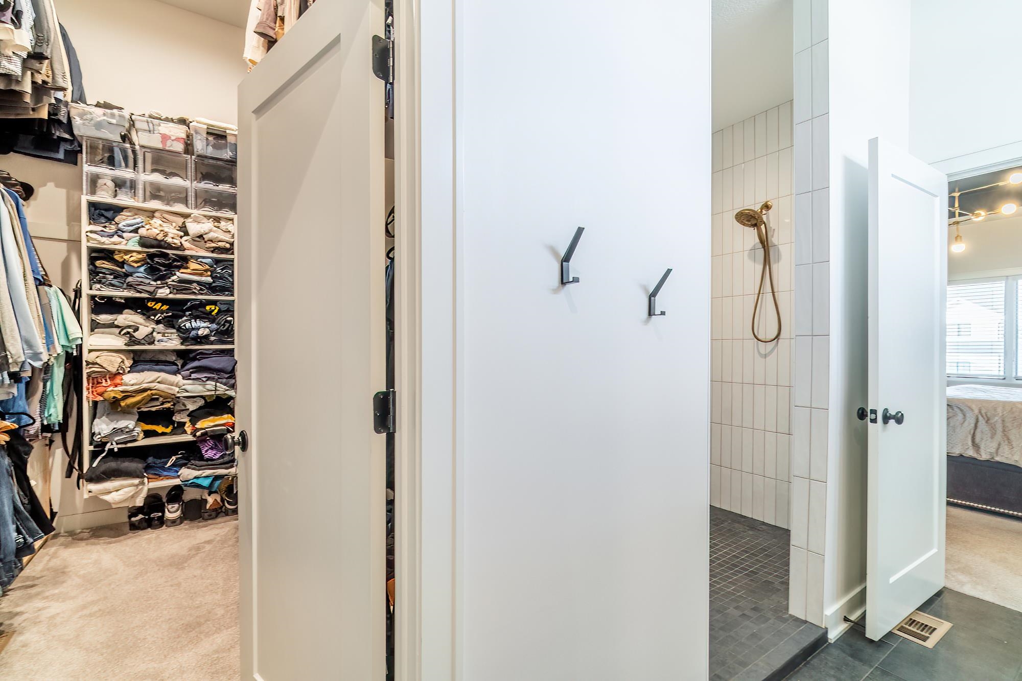 Fort Wayne, Indiana, 46845, United States, 4 Bedrooms Bedrooms, ,4 BathroomsBathrooms,Residential,For Sale,1988190