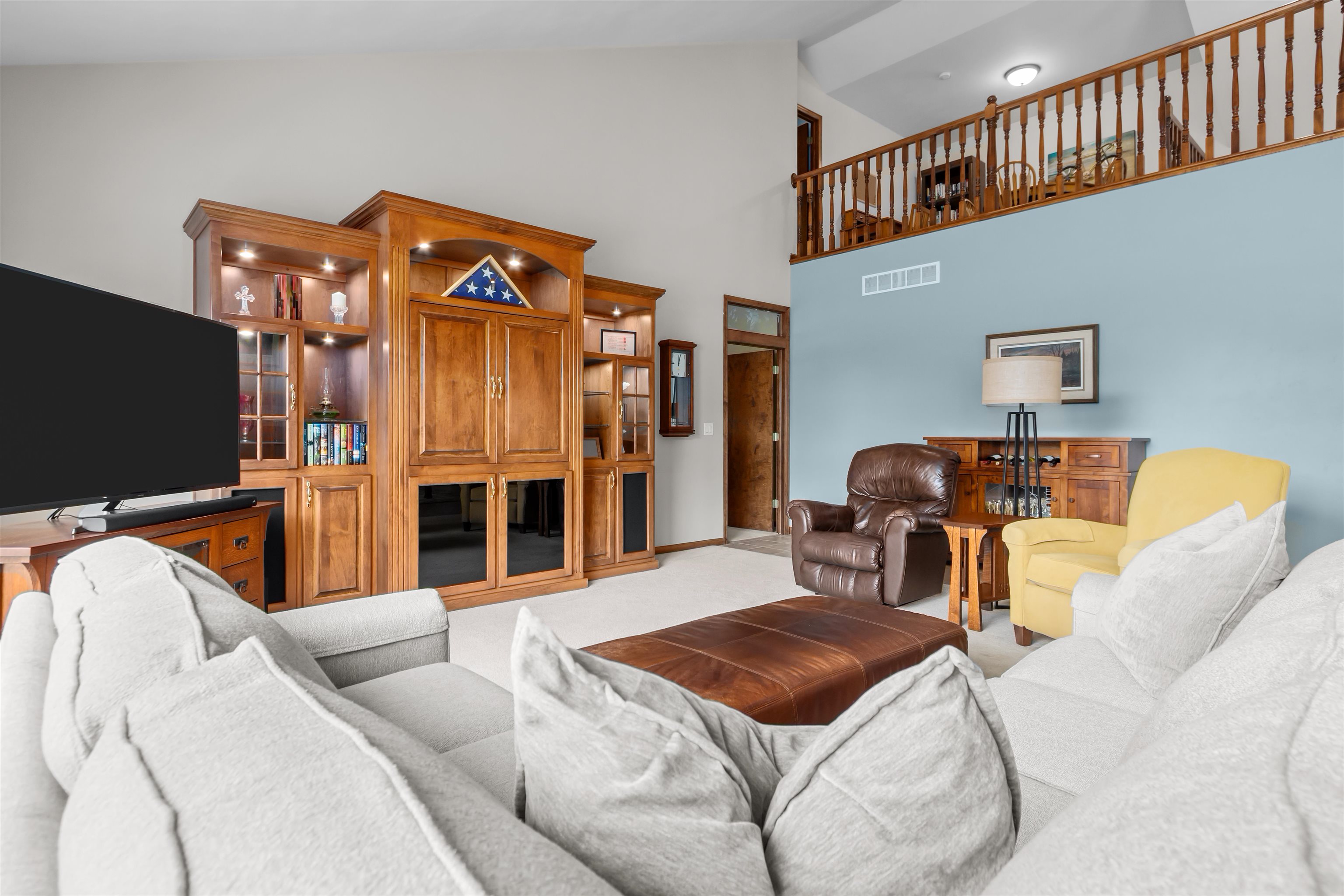 Menasha, Wisconsin, 54952, United States, 3 Bedrooms Bedrooms, ,3 BathroomsBathrooms,Residential,For Sale,1981265