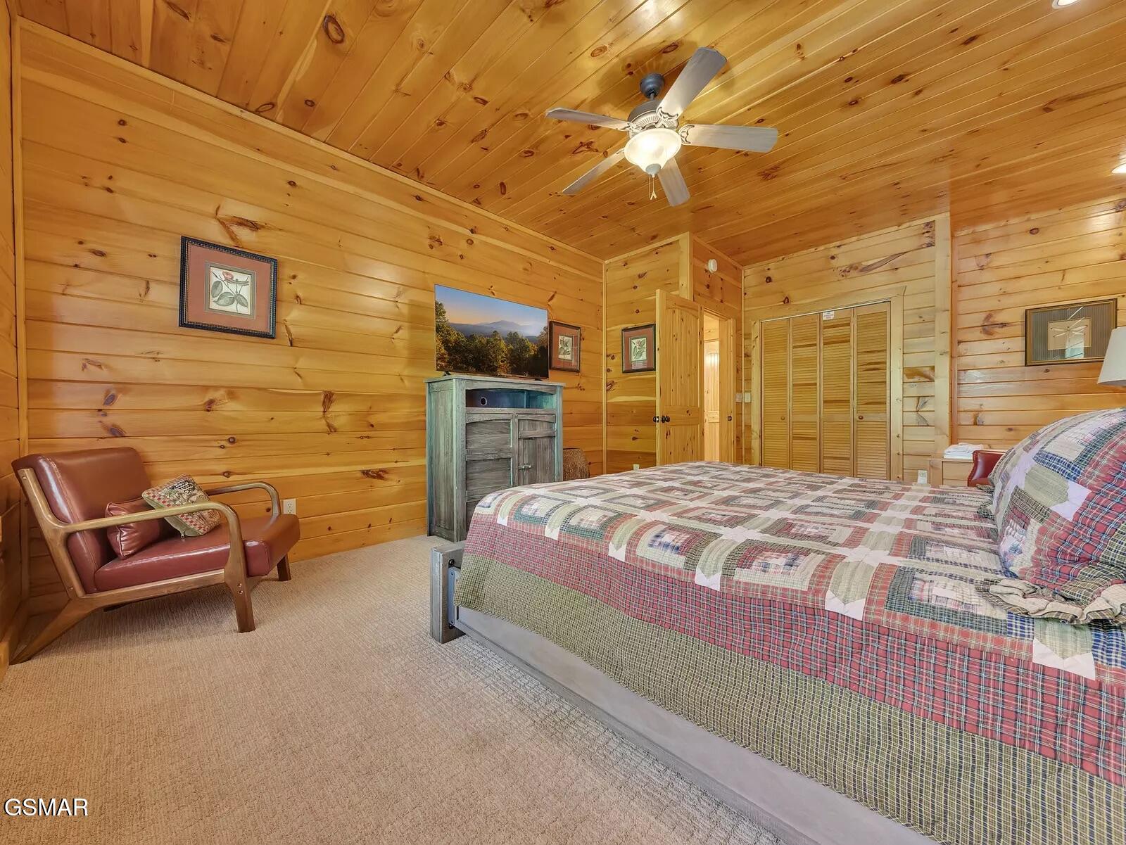 Gatlinburg, Tennessee, 37738, United States, 3 Bedrooms Bedrooms, ,3 BathroomsBathrooms,Residential,For Sale,2005434