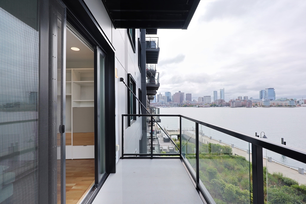 Boston, Massachusetts, 02128, United States, 2 Bedrooms Bedrooms, ,2 BathroomsBathrooms,Residential,For Sale,1787695