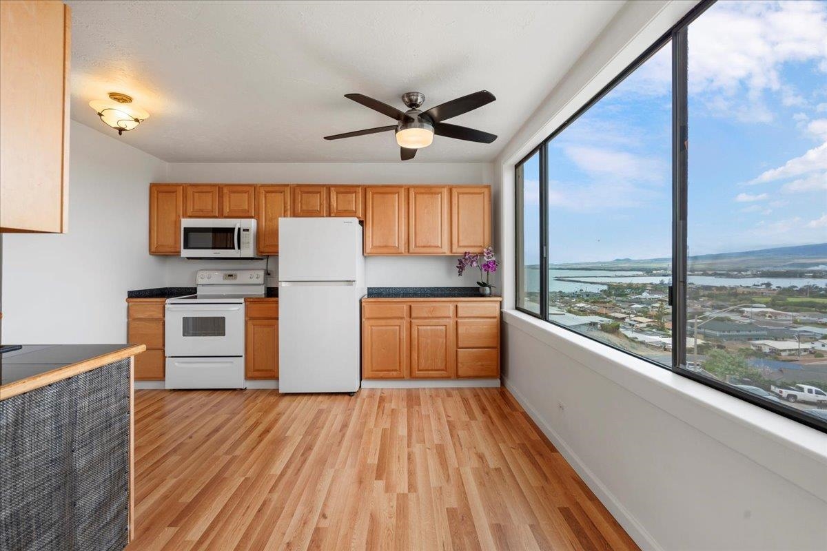 Wailuku, Hawaii, 96793, United States, 2 Bedrooms Bedrooms, ,2 BathroomsBathrooms,Residential,For Sale,1849060