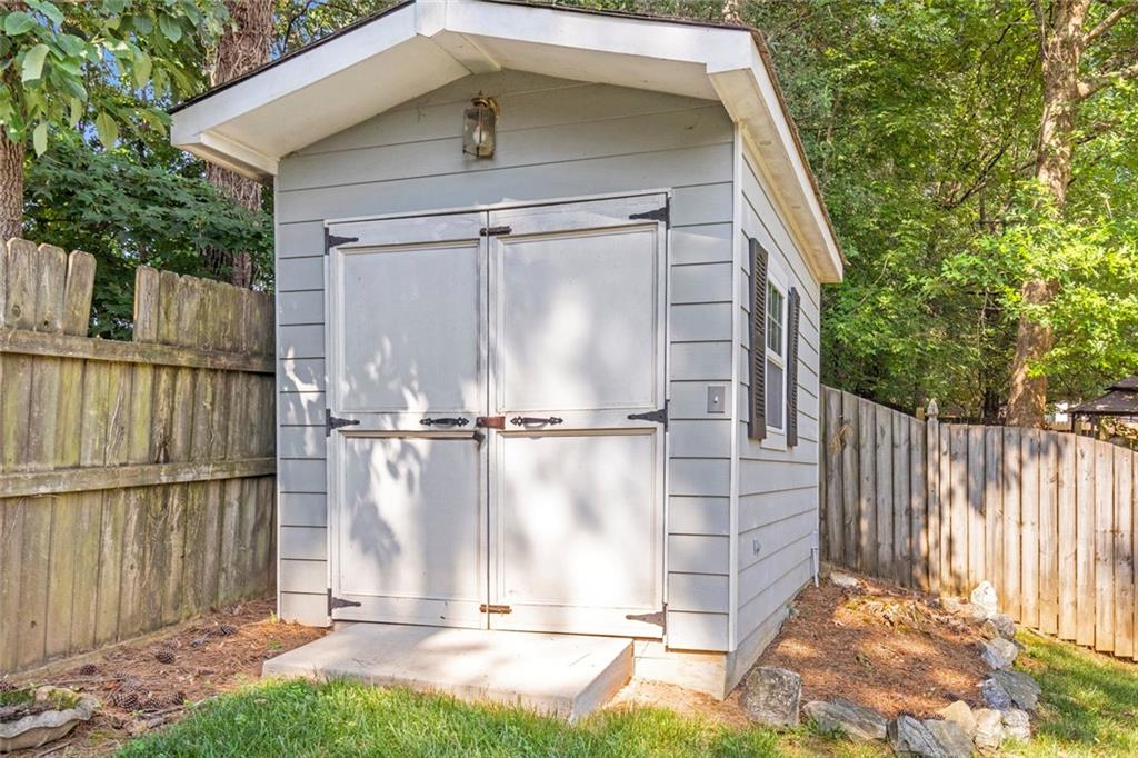 Alpharetta, Georgia, 30004, United States, 3 Bedrooms Bedrooms, ,3 BathroomsBathrooms,Residential,For Sale,1890070