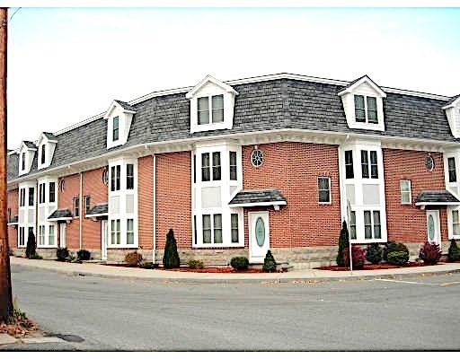 Norwood, Massachusetts, 02062, United States, 2 Bedrooms Bedrooms, ,2 BathroomsBathrooms,Residential,For Sale,1989094