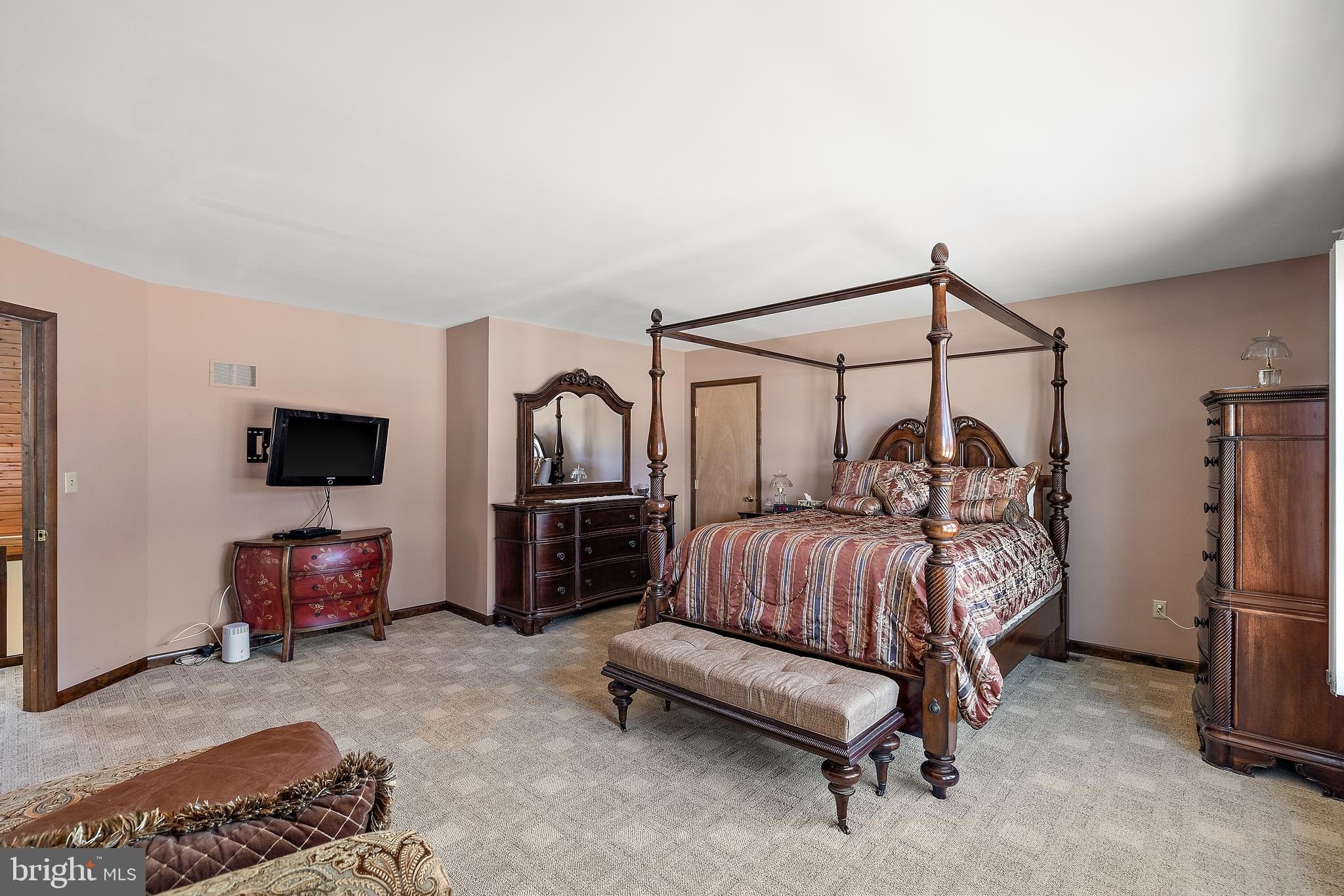 LINCOLN UNIVERSITY, Pennsylvania, 19352, United States, 4 Bedrooms Bedrooms, ,3 BathroomsBathrooms,Residential,For Sale,1945005