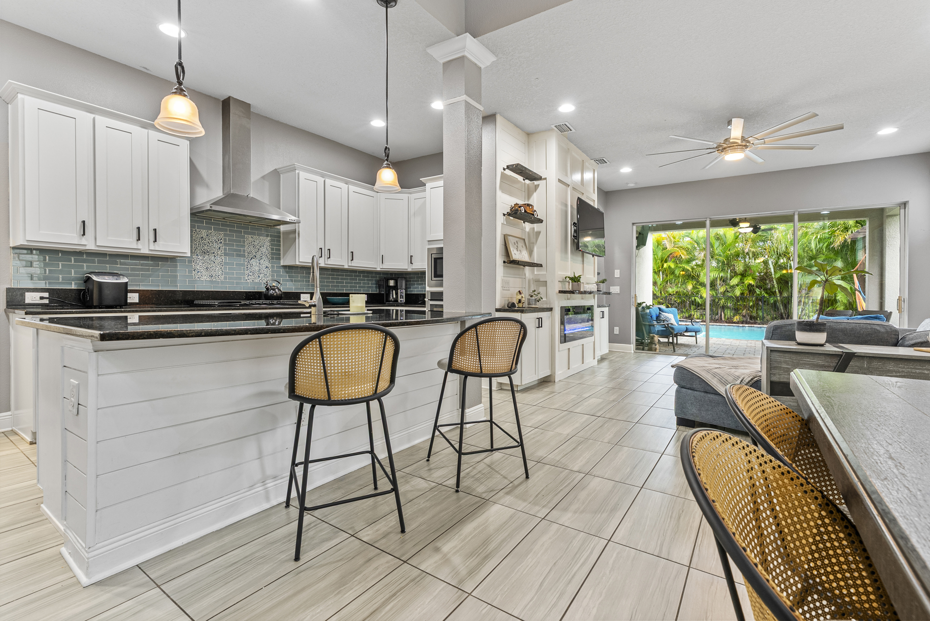 Apollo Beach, Florida, 33572, United States, 4 Bedrooms Bedrooms, ,4 BathroomsBathrooms,Residential,For Sale,1983911