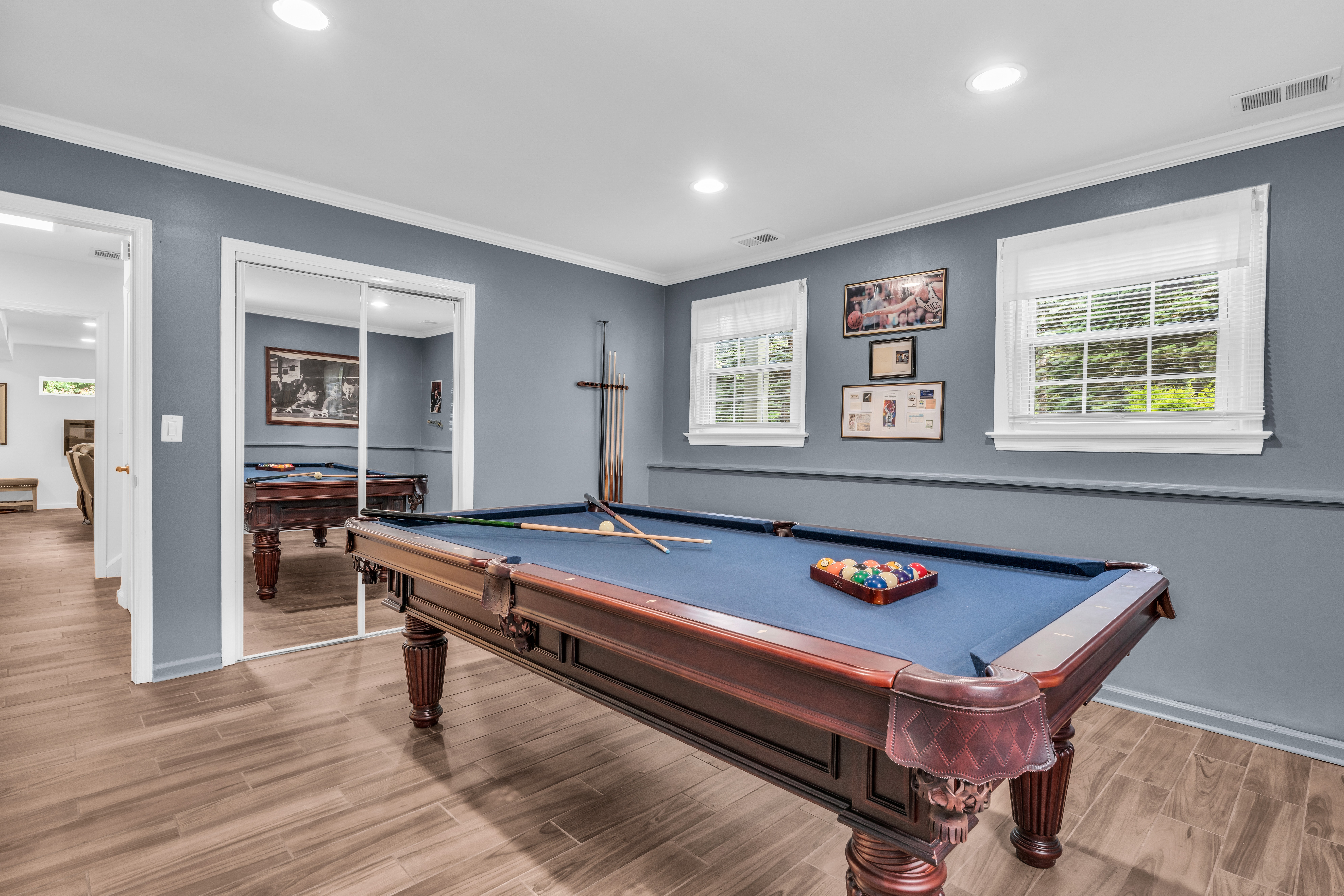  Beautiful Updated Bi-Level Home - 840 Nutswamp Road, Red Bank - 物件實景