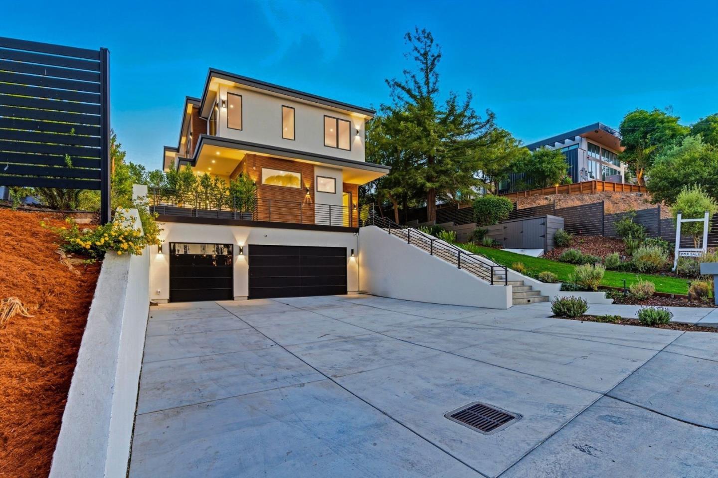 Hillsborough, California, 94010, United States, 8 Bedrooms Bedrooms, ,10 BathroomsBathrooms,Residential,For Sale,1949647