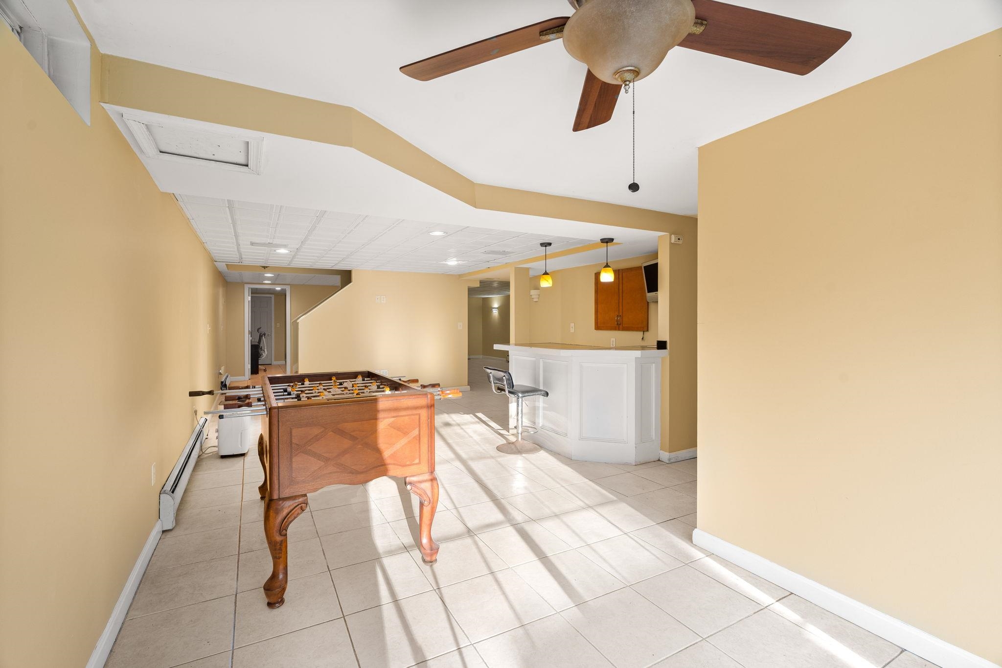 Plaistow, New Hampshire, 03865, United States, 4 Bedrooms Bedrooms, ,1 BathroomBathrooms,Residential,For Sale,2001863