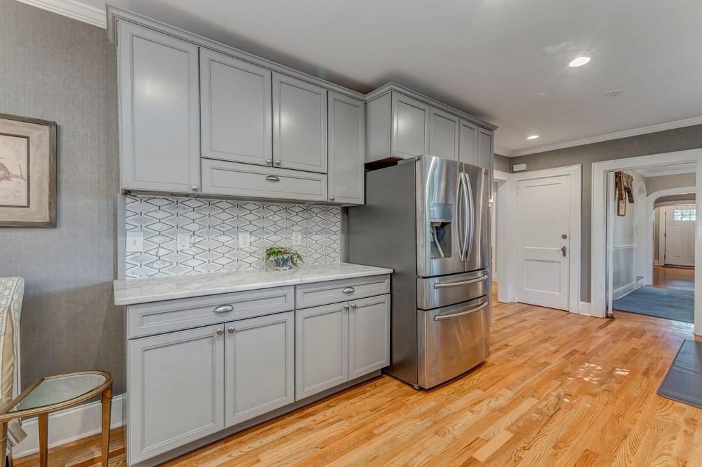 DALTON, Georgia, 30720, United States, 3 Bedrooms Bedrooms, ,4 BathroomsBathrooms,Residential,For Sale,1966909