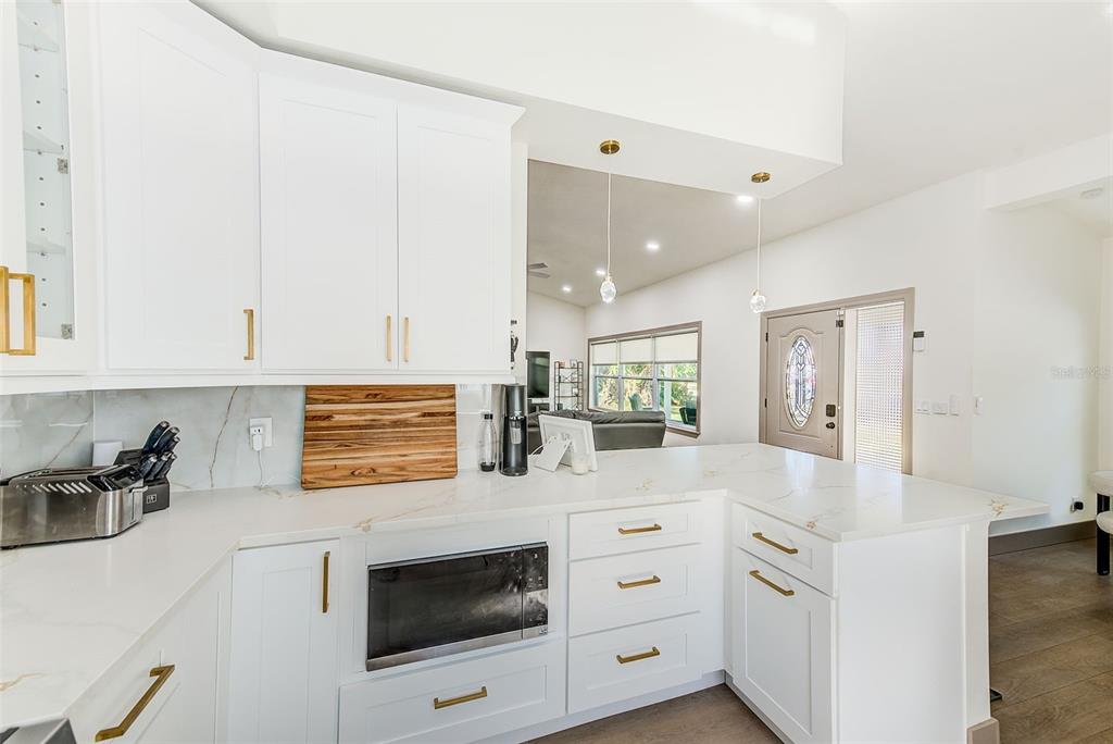 Largo, Florida, 33771, United States, 3 Bedrooms Bedrooms, ,2 BathroomsBathrooms,Residential,For Sale,1991349