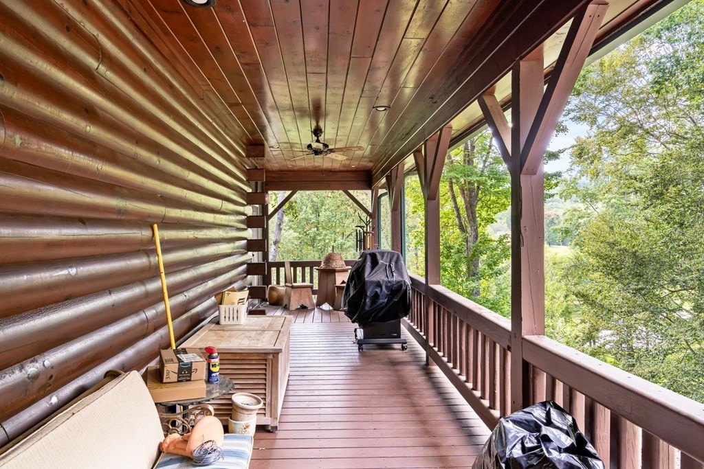 Hiawassee, Georgia, 30546, United States, 4 Bedrooms Bedrooms, ,4 BathroomsBathrooms,Residential,For Sale,1975098