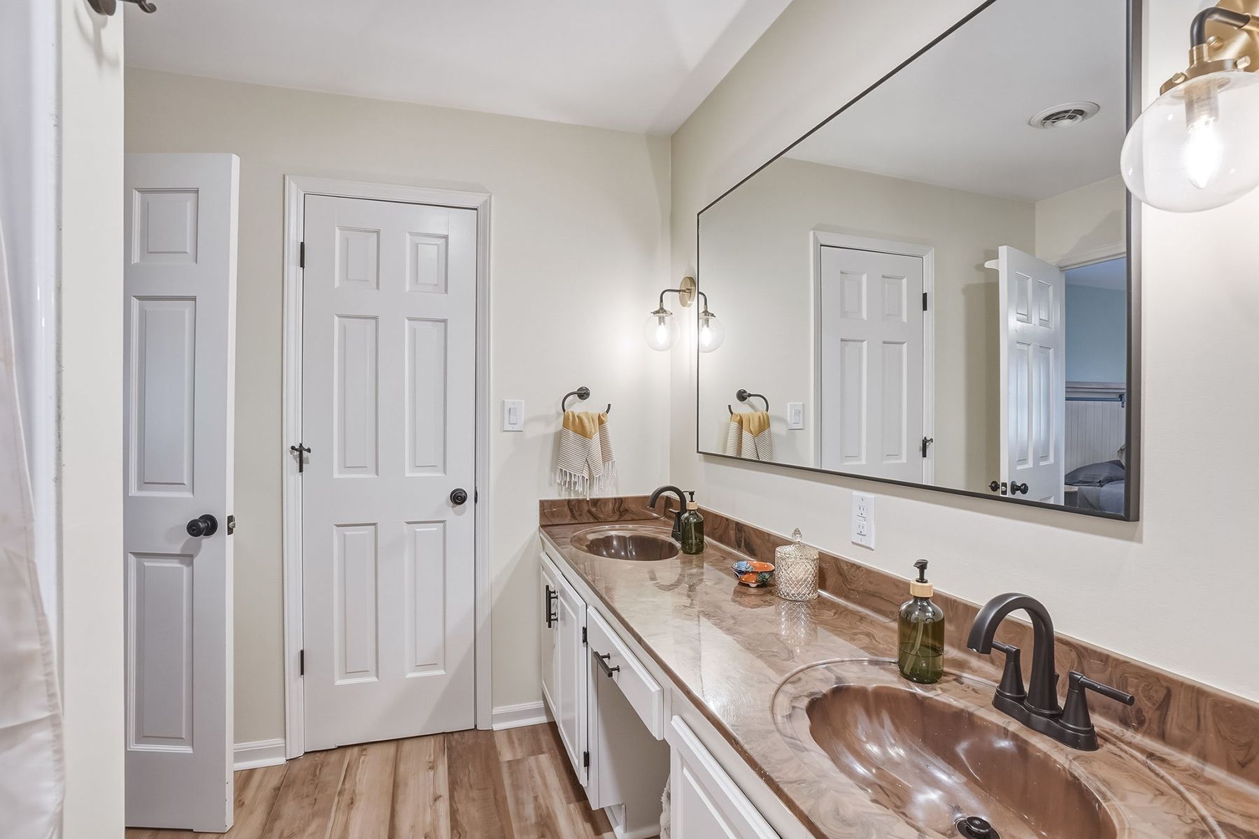  428 Holly Street, Emerald Isle, NC 28594 - 物件實景