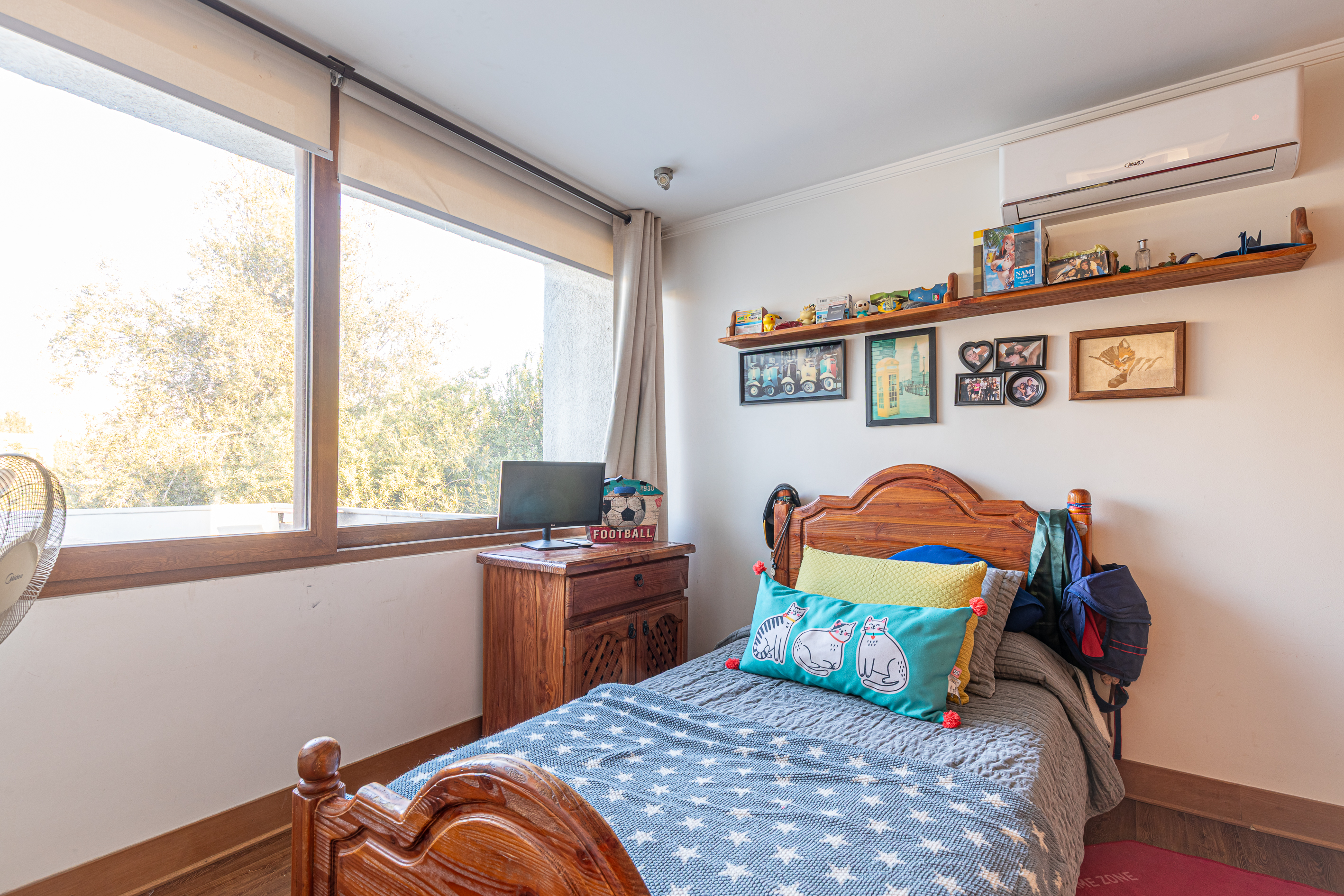  4-Bedroom Home in a Well-Established Gated Community - 物件實景