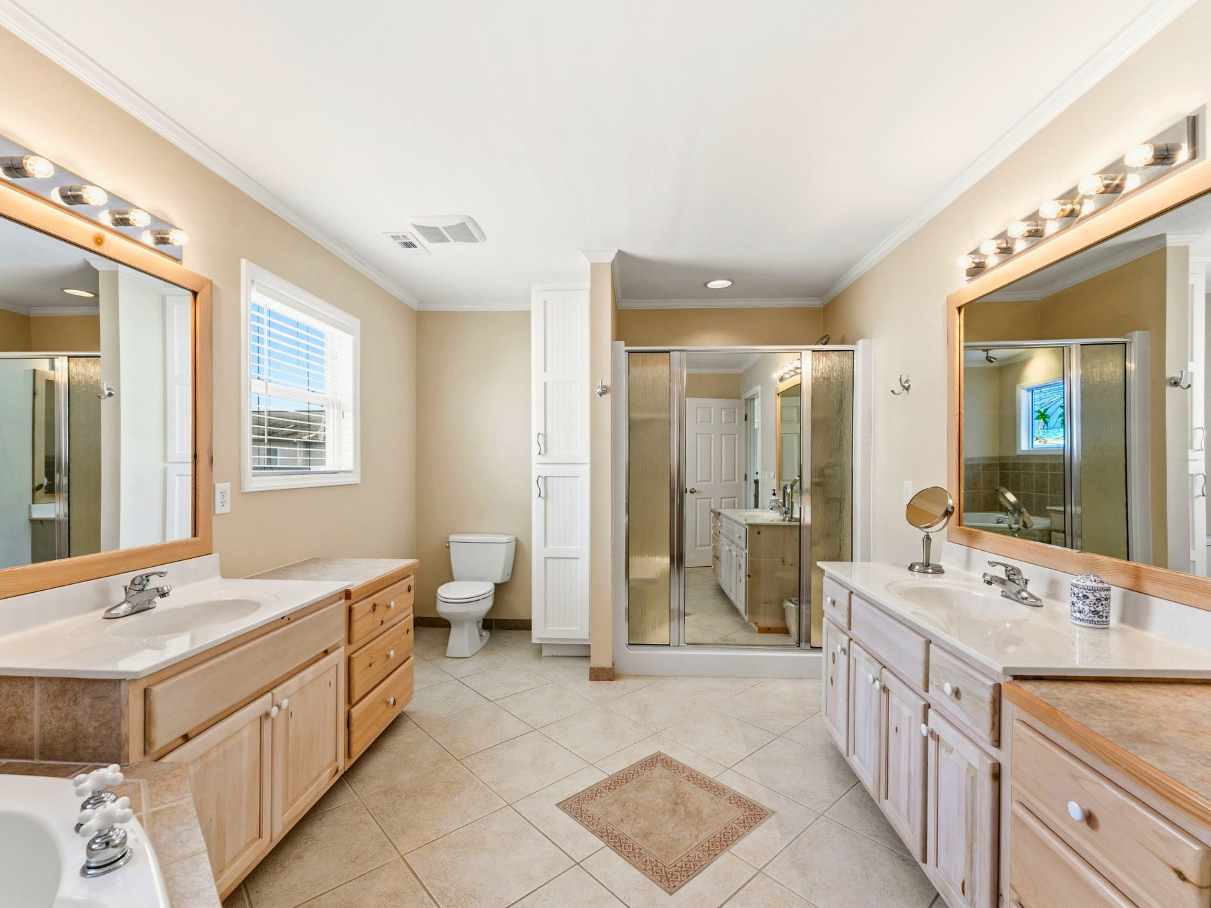  183 West Fourth Street, Ocean Isle Beach, NC 28469 - 物件實景