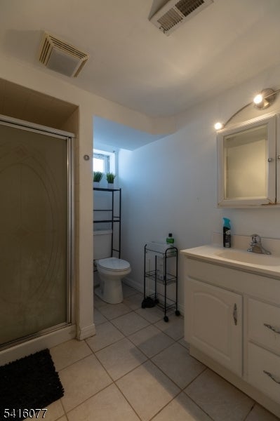 Linden City, New Jersey, 07036-2339, United States, 4 Bedrooms Bedrooms, ,2 BathroomsBathrooms,Residential,For Sale,2025753