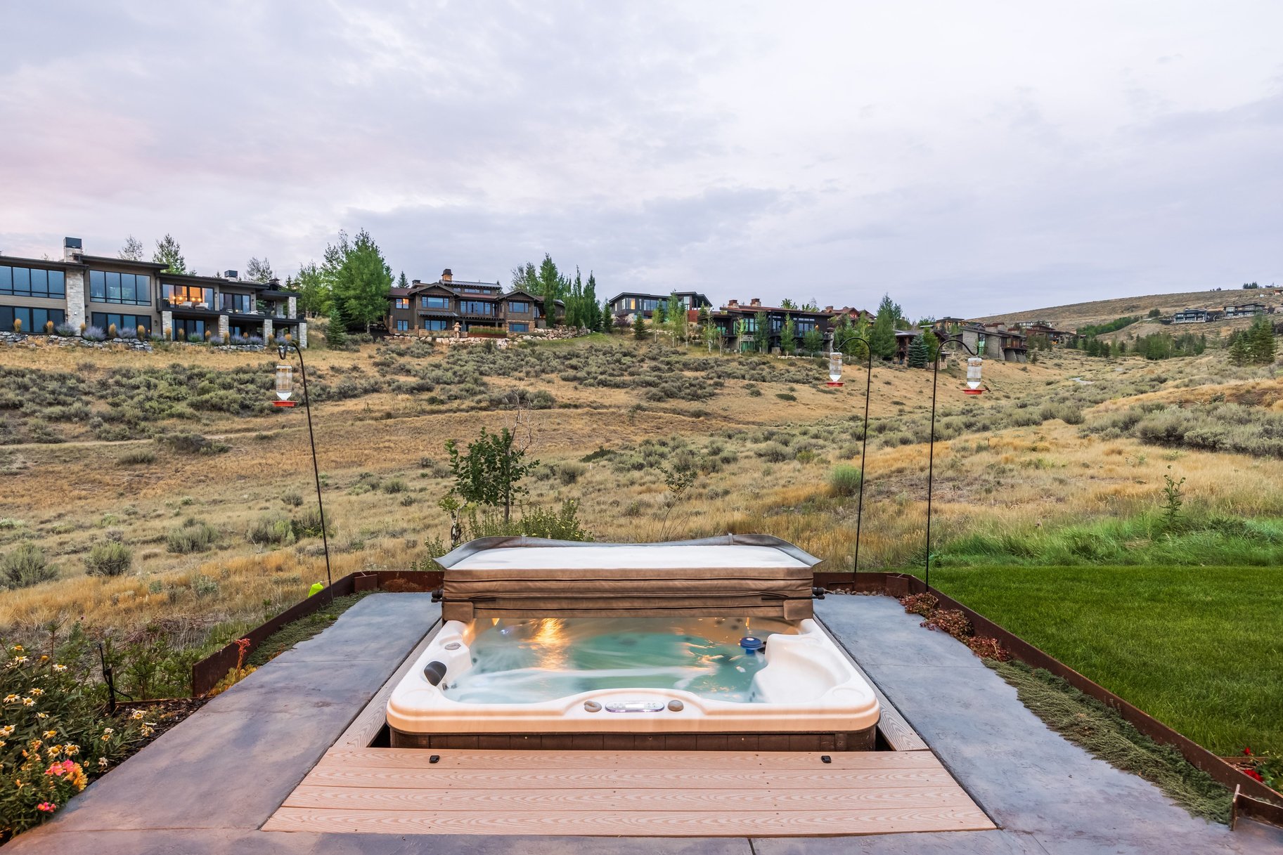  Contemporary Promontory Home with Exceptional Indoor-Outdoor Living - 物件實景