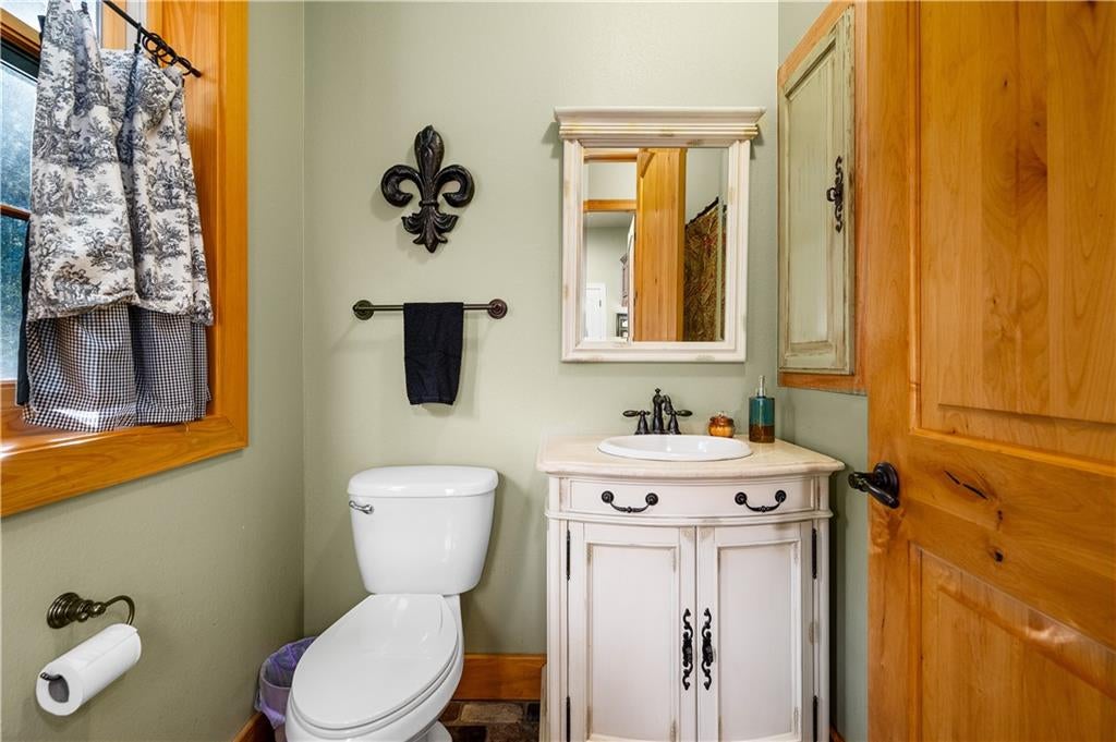 Trout, Louisiana, 71371, United States, 3 Bedrooms Bedrooms, ,4 BathroomsBathrooms,Residential,For Sale,1982667