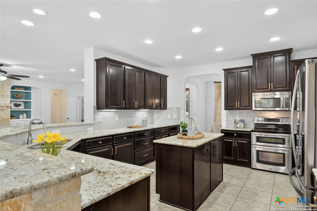 San Antonio, Texas, 78255, United States, 4 Bedrooms Bedrooms, ,3 BathroomsBathrooms,Residential,For Sale,1989721