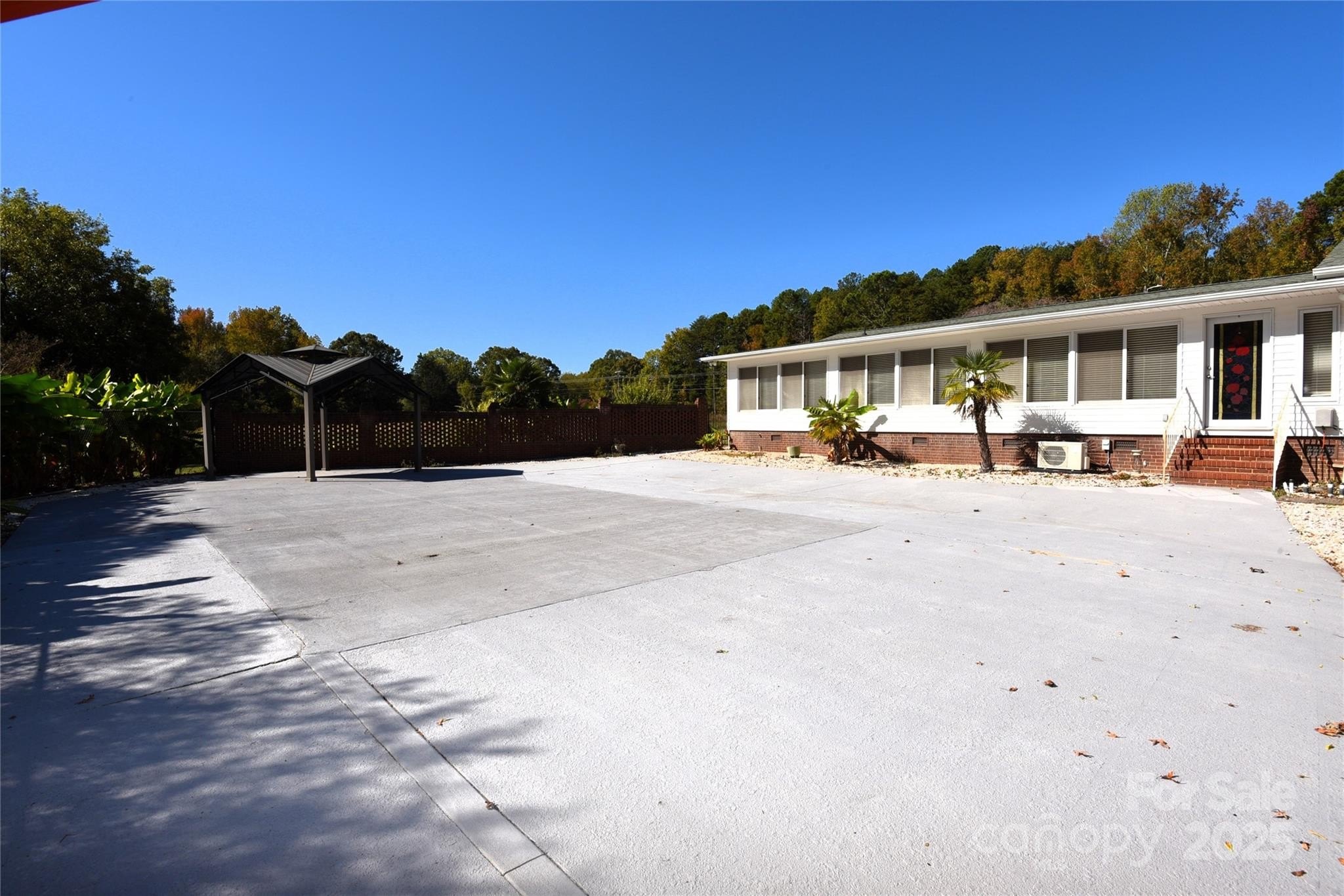 China Grove, North Carolina, 28023, United States, 3 Bedrooms Bedrooms, ,3 BathroomsBathrooms,Residential,For Sale,1976675