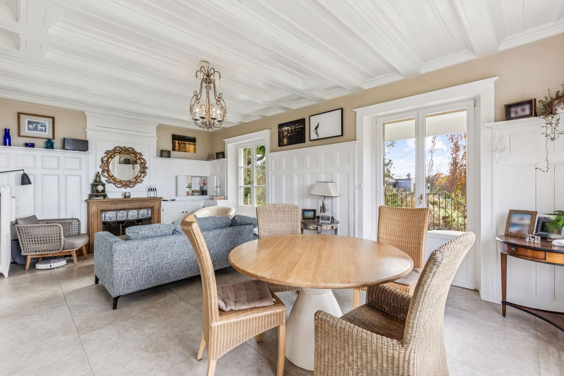  Exclusive waterfront property on Lake Neuchâtel - 物件實景