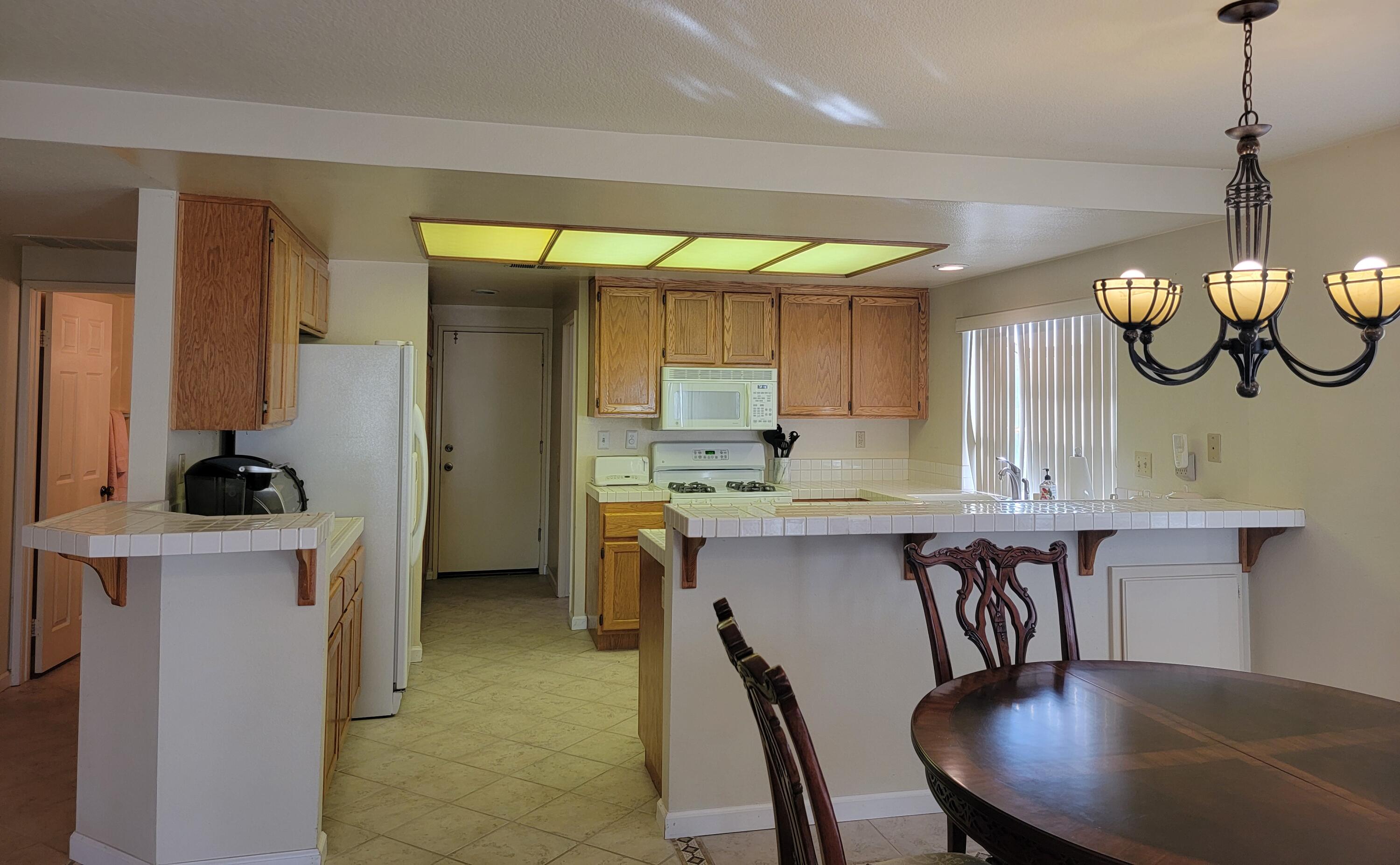 Lancaster, California, 93536, United States, 4 Bedrooms Bedrooms, ,3 BathroomsBathrooms,Residential,For Sale,2040565