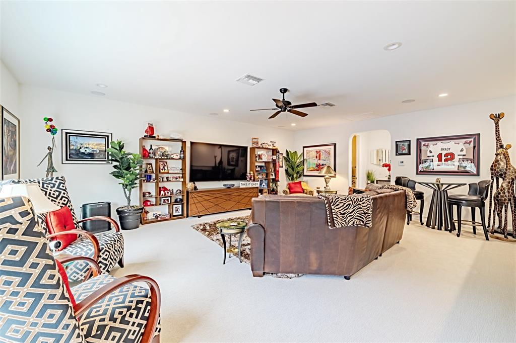 Wesley Chapel, Florida, 33543, United States, 4 Bedrooms Bedrooms, ,5 BathroomsBathrooms,Residential,For Sale,1838527