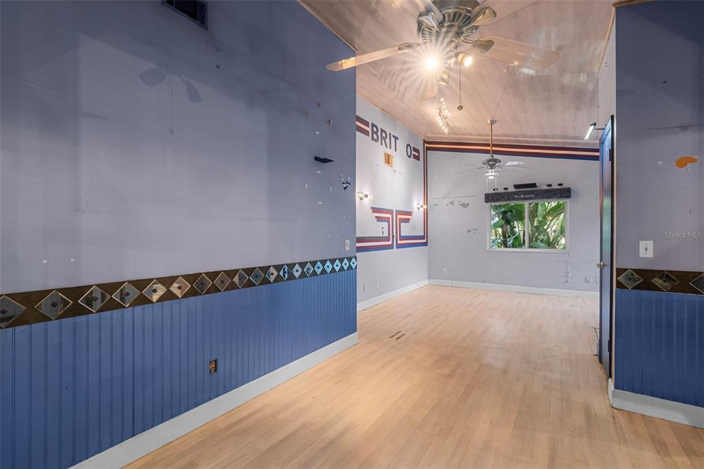 Maitland, Florida, 32751, United States, 6 Bedrooms Bedrooms, ,Residential,For Sale,1974235