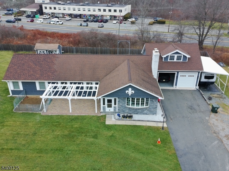 Mount Olive Twp., New Jersey, 07828, United States, 5 Bedrooms Bedrooms, ,3 BathroomsBathrooms,Residential,For Sale,2001791