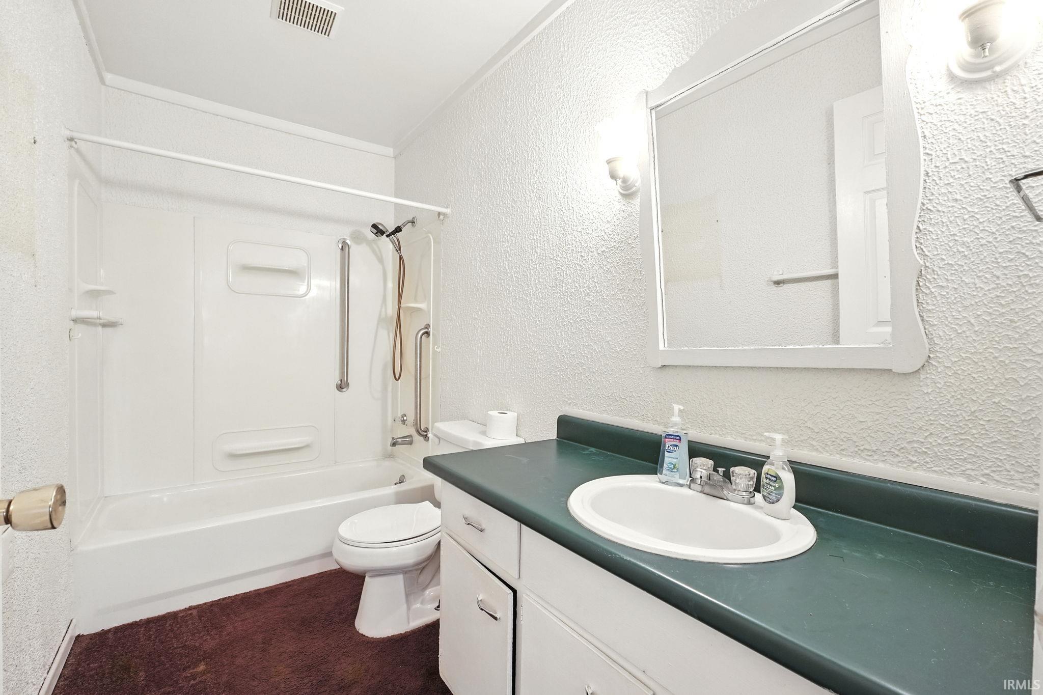 Wolcottville, Indiana, 46795-9296, United States, 3 Bedrooms Bedrooms, ,2 BathroomsBathrooms,Residential,For Sale,1934990