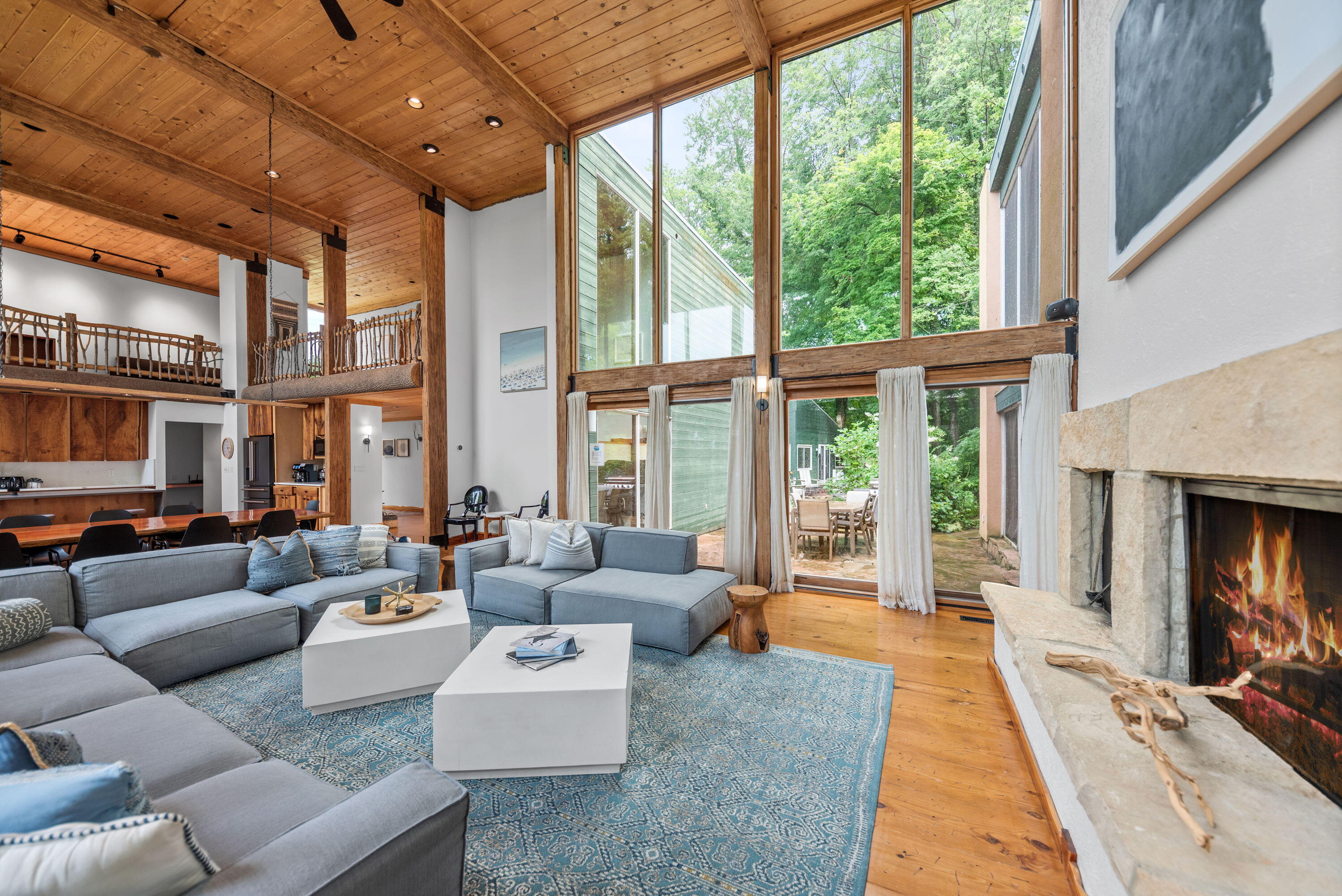 Lakeside, Michigan, 49116, United States, 3 Bedrooms Bedrooms, ,3 BathroomsBathrooms,Residential,For Sale,1926204