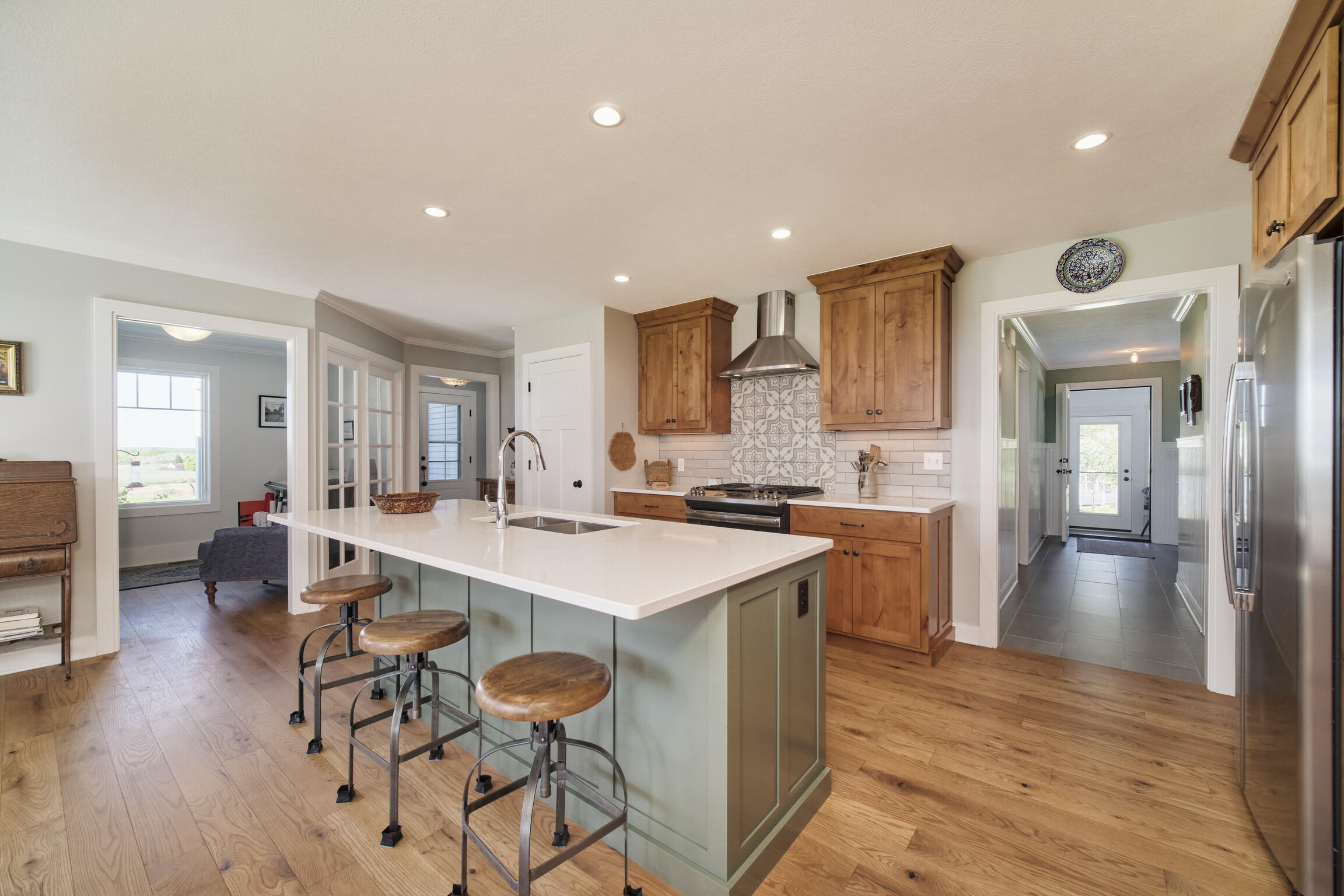 Manistee, Michigan, 49660, United States, 3 Bedrooms Bedrooms, ,2 BathroomsBathrooms,Residential,For Sale,2049083
