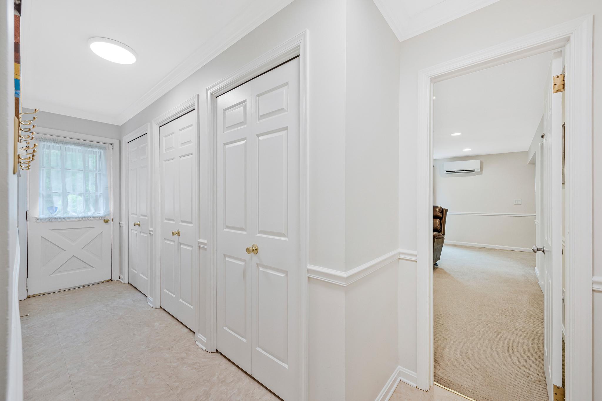 Bowie, Maryland, 20716, United States, 4 Bedrooms Bedrooms, ,2 BathroomsBathrooms,Residential,For Sale,2048193