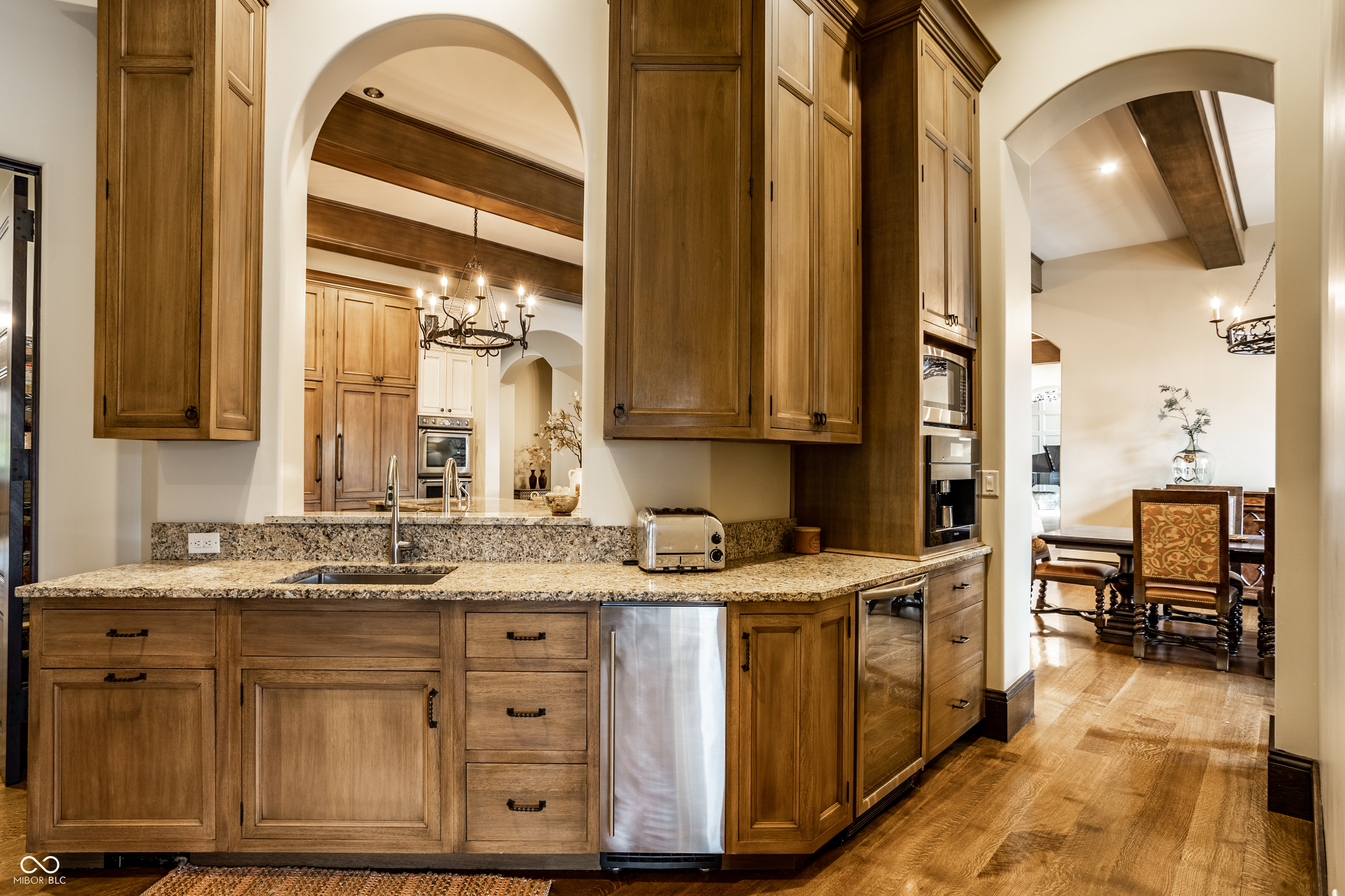 Zionsville, Indiana, 46077, United States, 5 Bedrooms Bedrooms, ,9 BathroomsBathrooms,Residential,For Sale,2012395