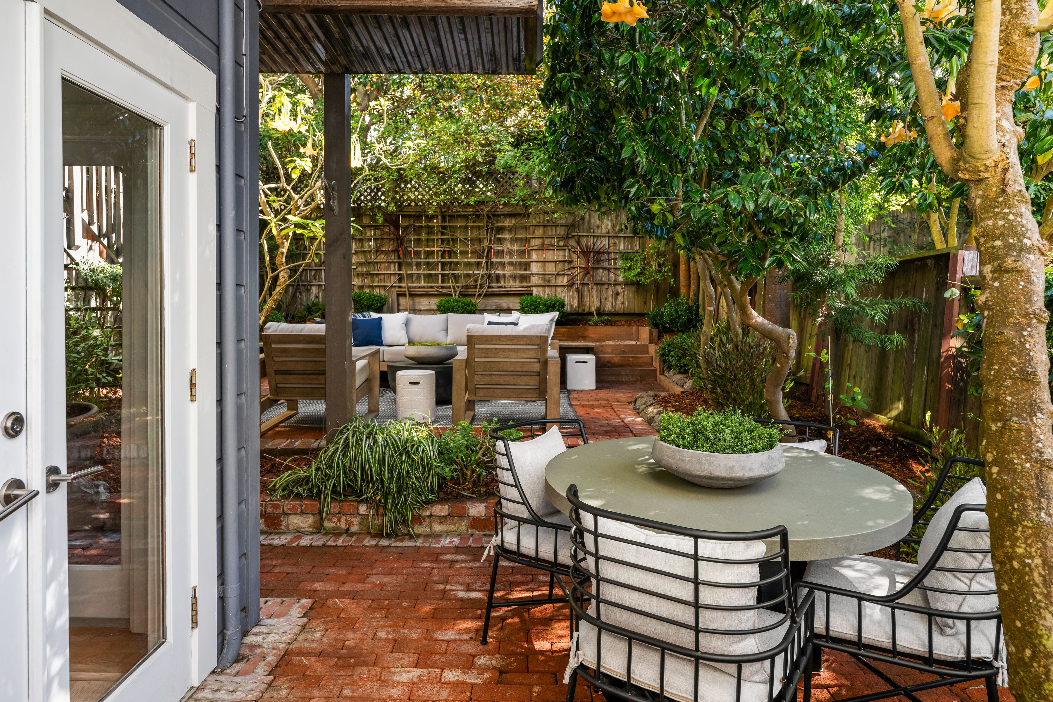  Updated Edwardian Condo w/Deeded Garden - 物件實景