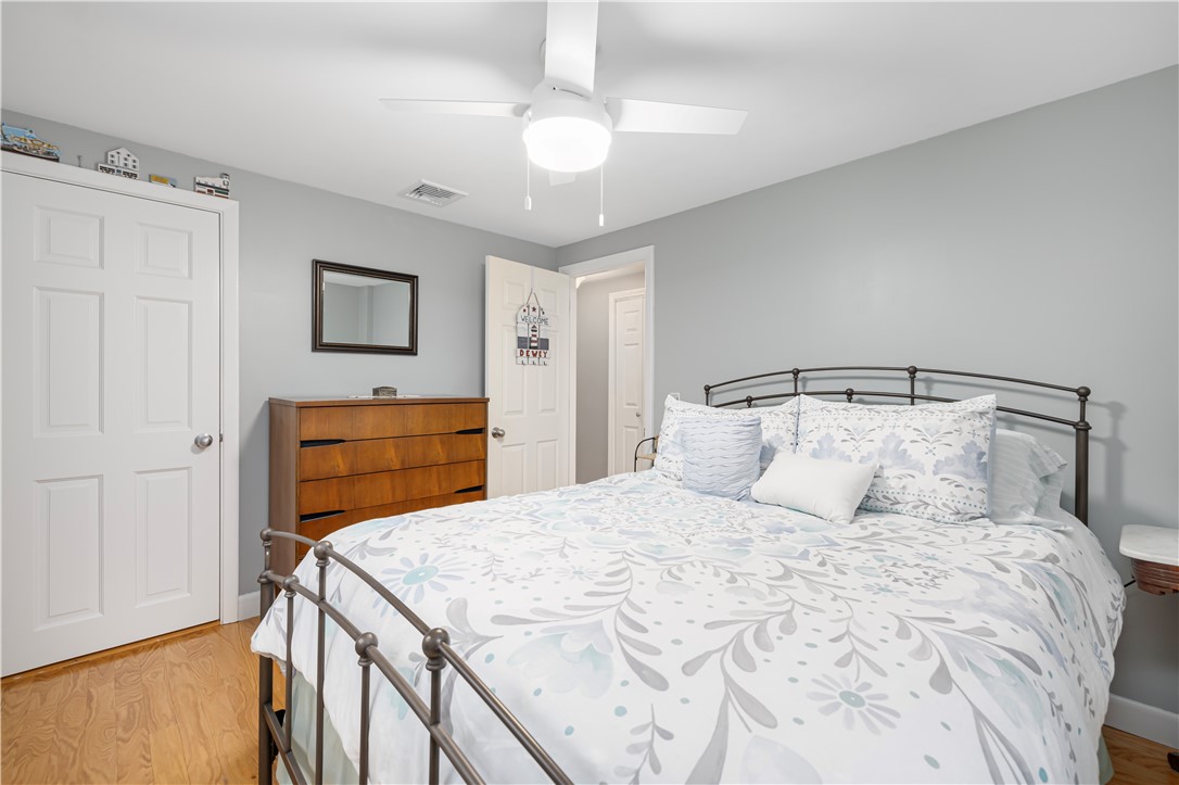 Cranston, Rhode Island, 02921, United States, 4 Bedrooms Bedrooms, ,3 BathroomsBathrooms,Residential,For Sale,1787177
